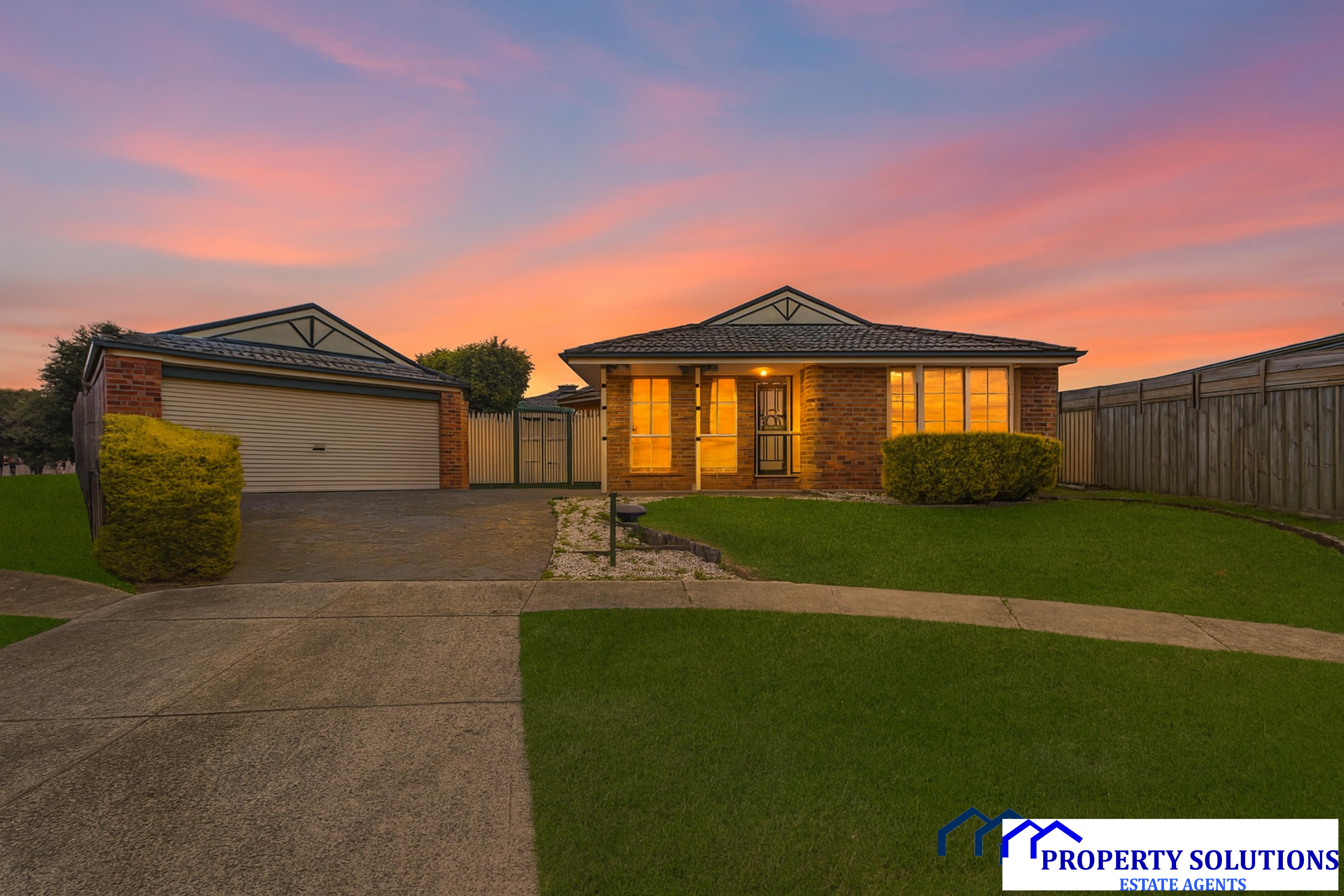 13 Treetop Court, Narre Warren South, VIC 3805 - Image 1