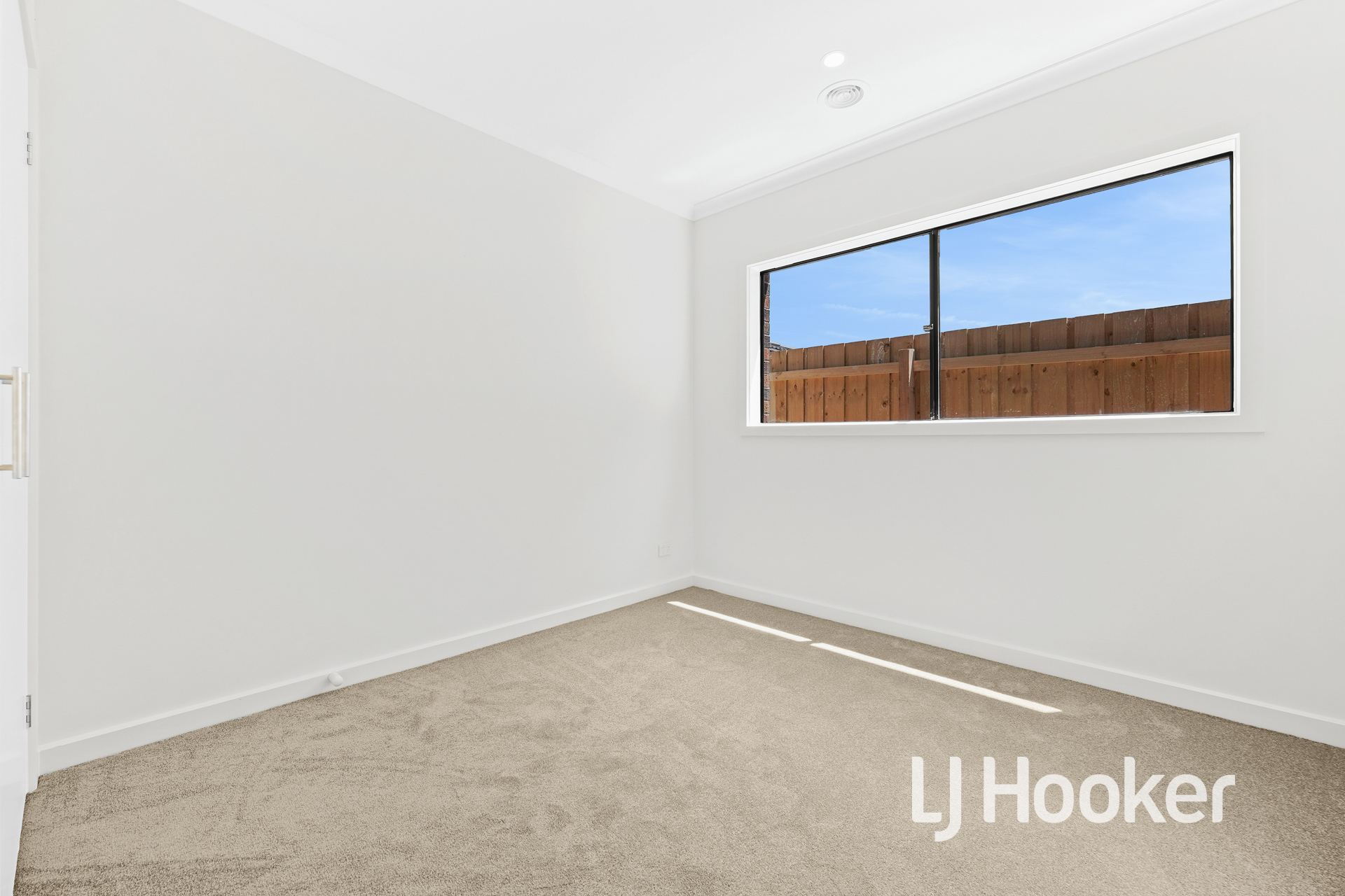 7 Maserati Way, Cranbourne East, VIC 3977 - Image 7