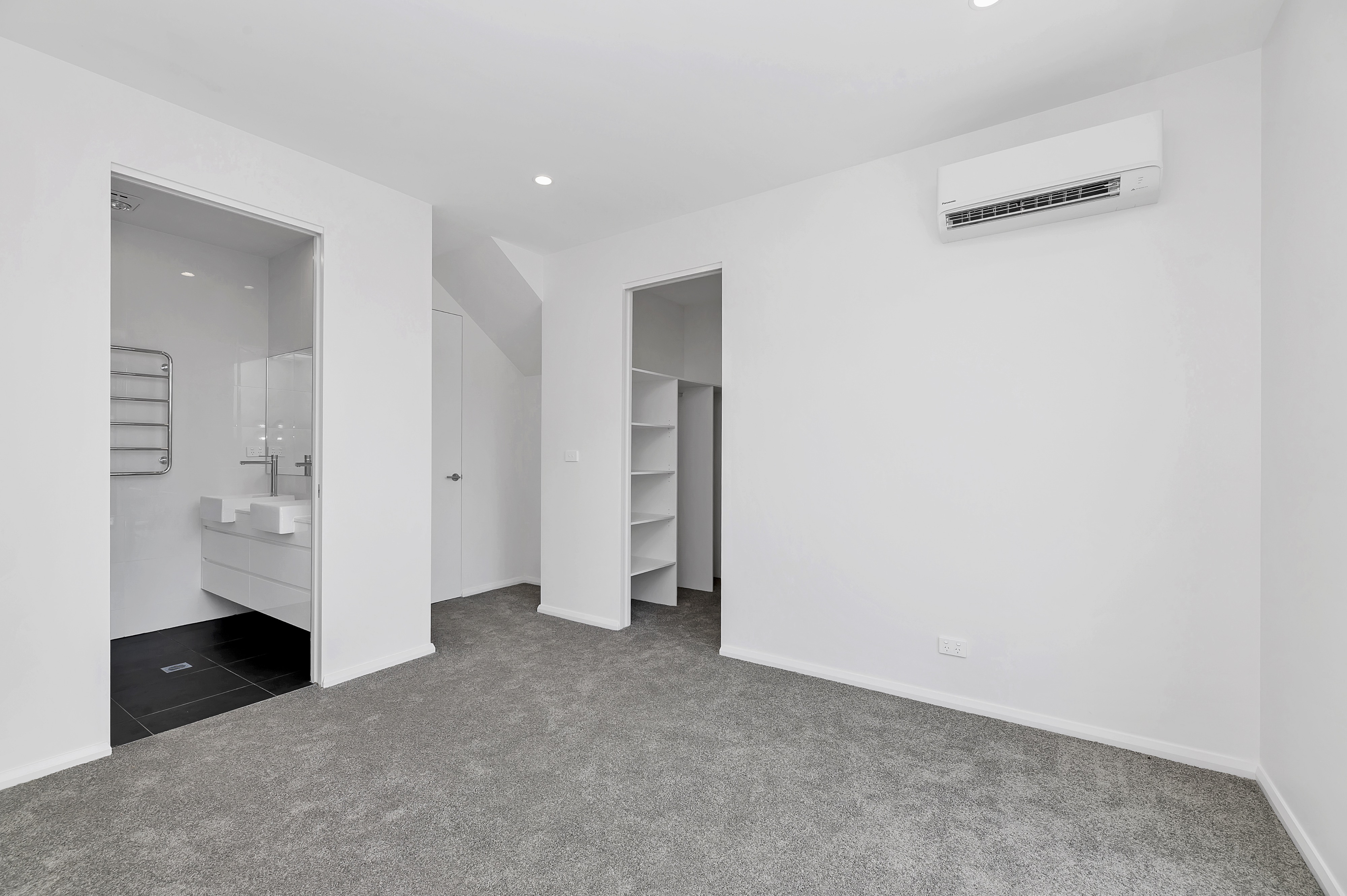 3-bedroom unit at 3/8 Aurora Close, Mawson, ACT 2607, Unincorporated Act, Australian Capital Territory