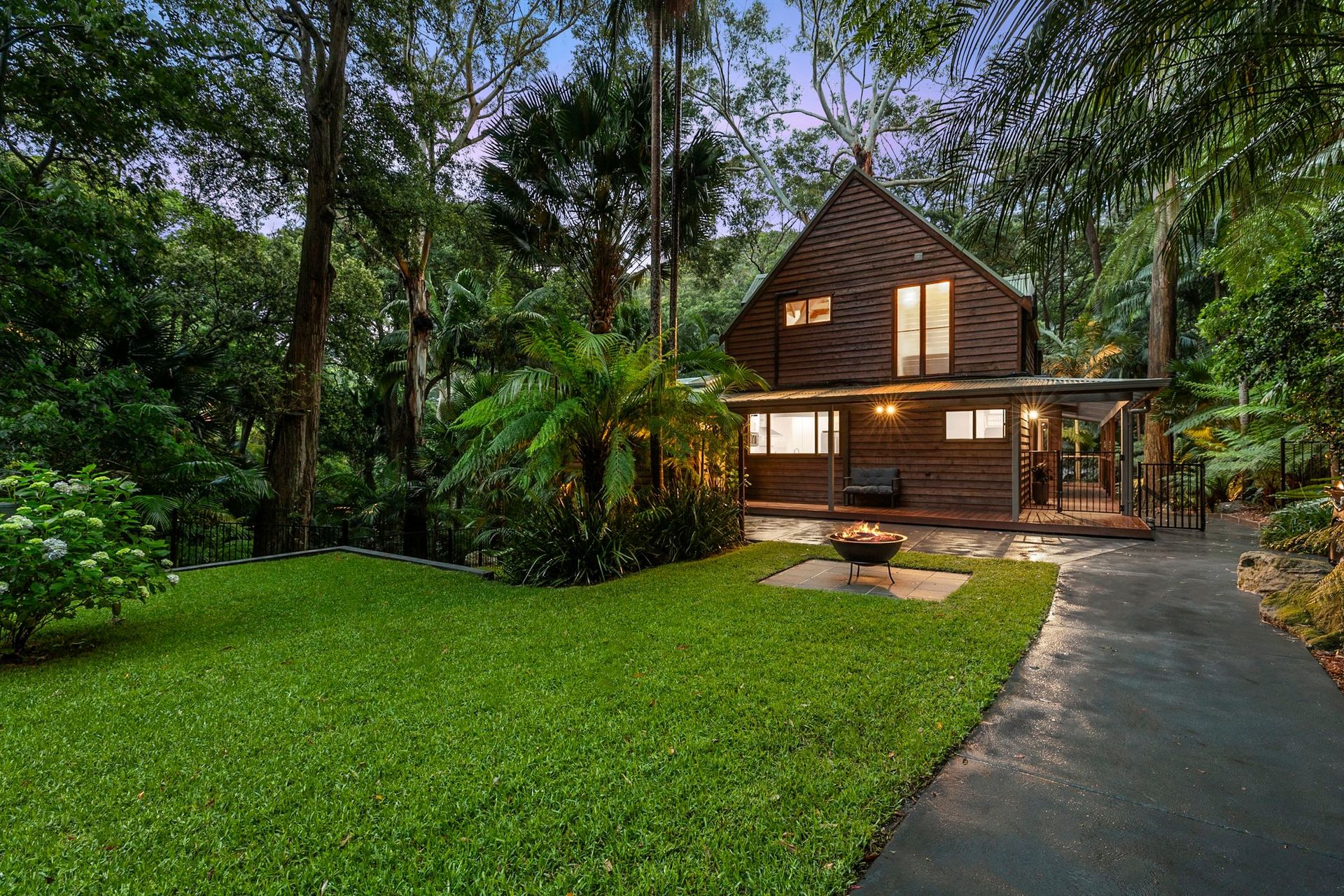 4-bedroom house at 5 Old Coast Road, Stanwell Park, NSW 2508, Wollongong, New South Wales