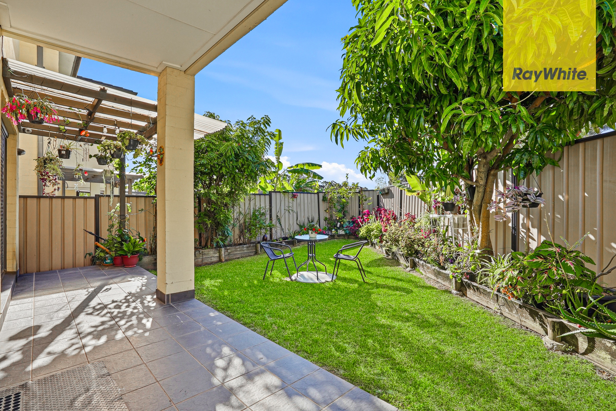 4-bedroom unit at 5/44 Girraween Road, Girraween, NSW 2145, Cumberland, New South Wales