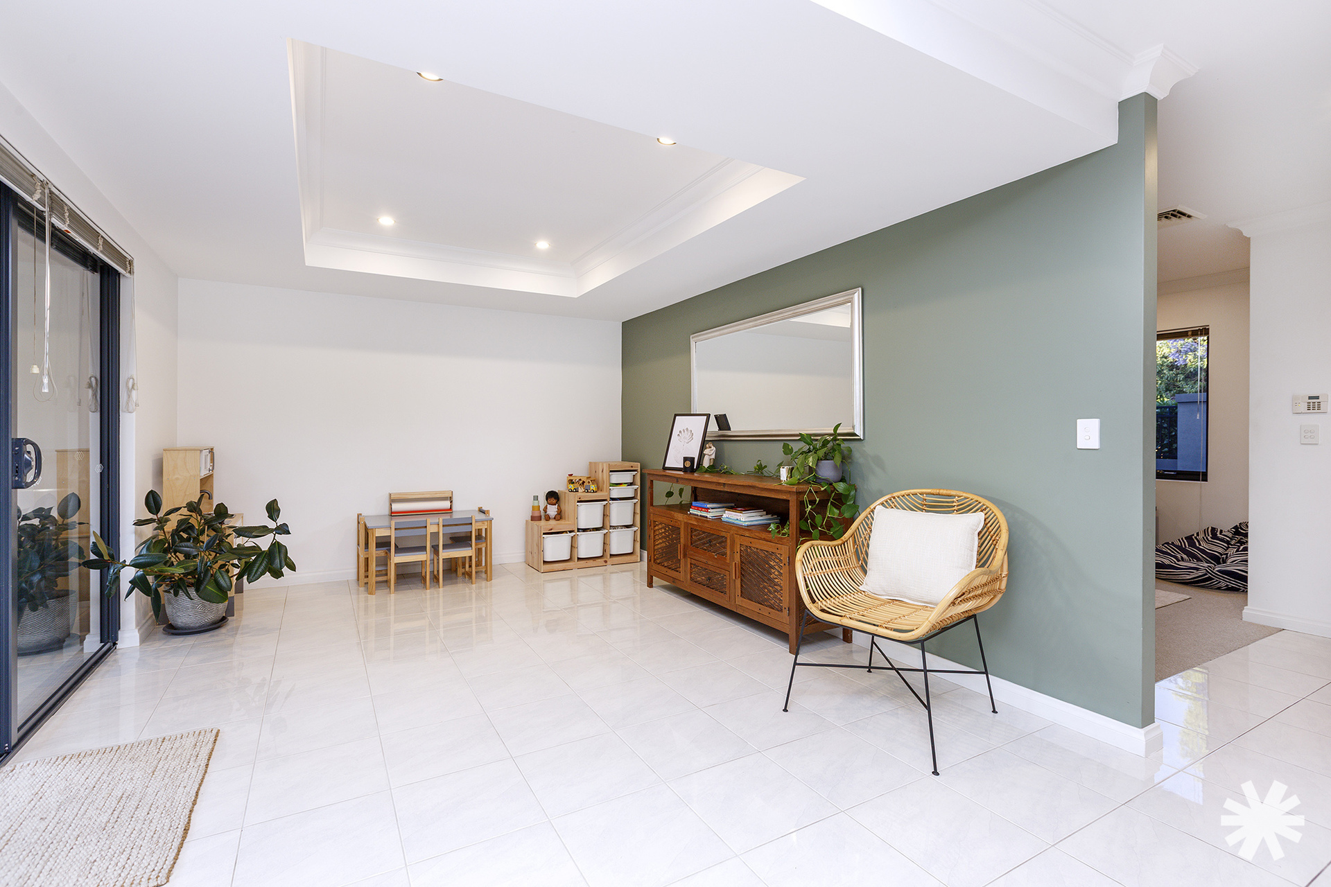 98 Surrey Road, Rivervale, WA 6103 - Image 5