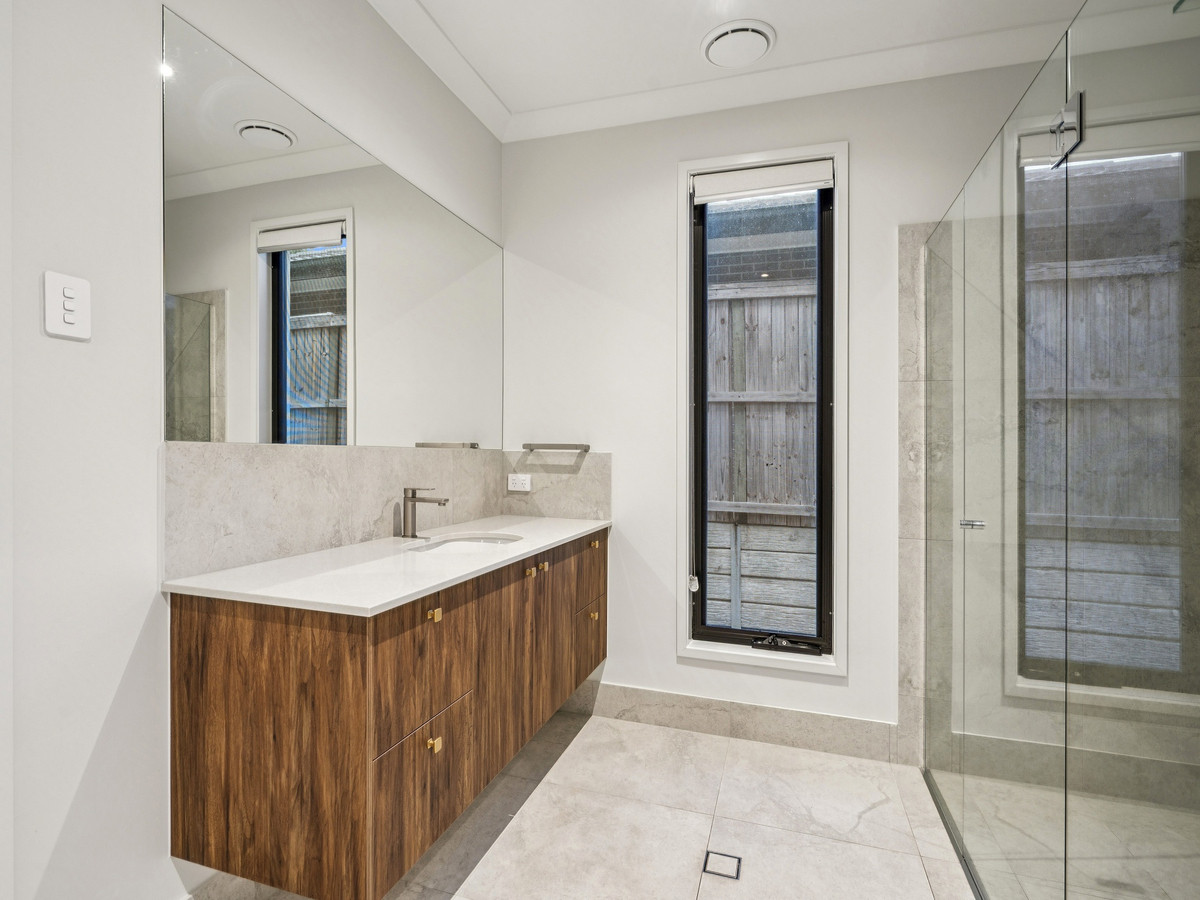 5-bedroom house at 39 Flinders Drive, Yarrabilba, QLD 4207, Logan, Queensland
