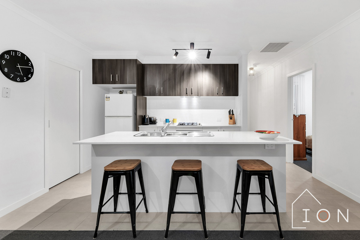 20 Mare Close, Cranbourne East, VIC 3977 - Image 5