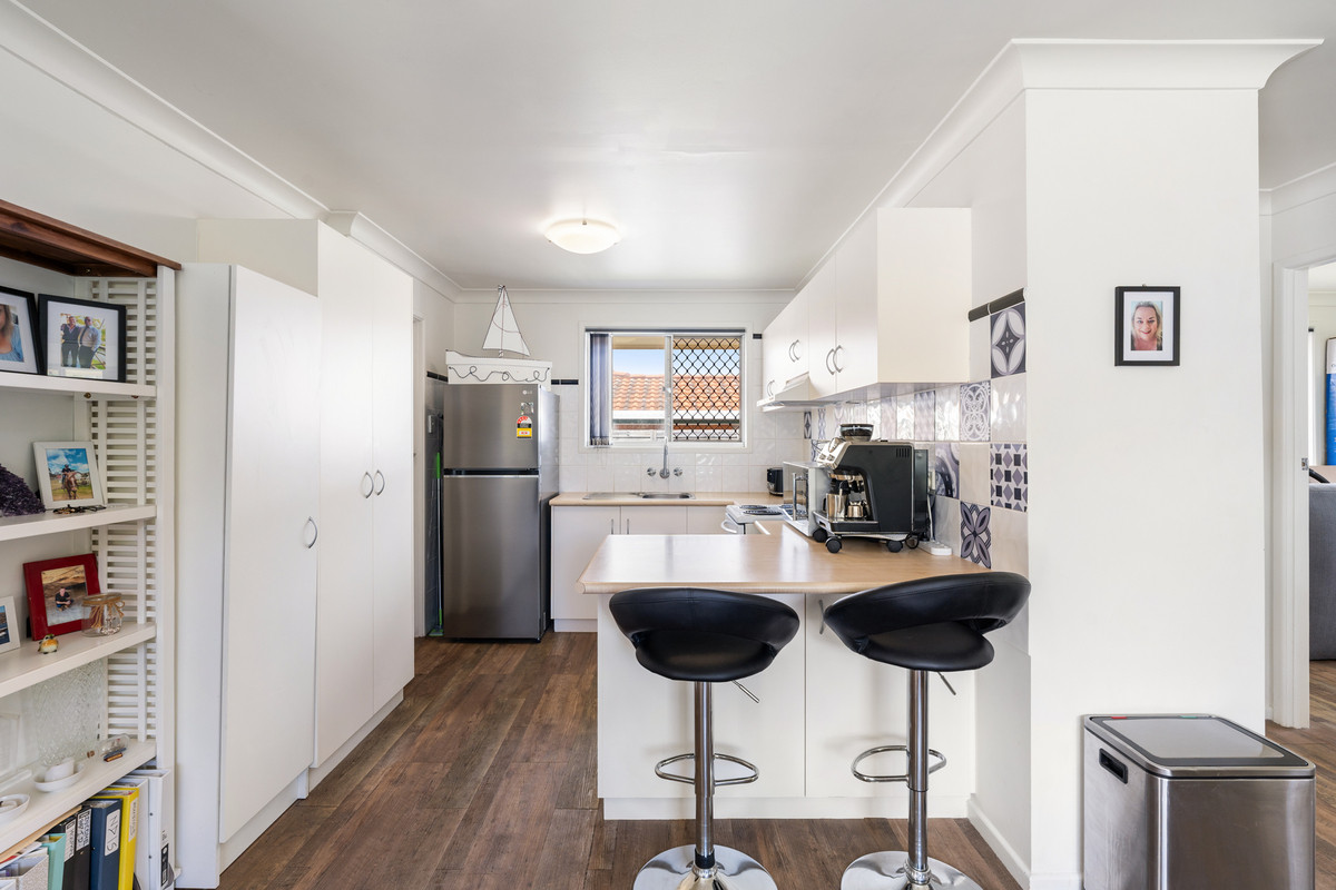 42 Noll Street, Kearneys Spring, Qld, 4350 - Image 5