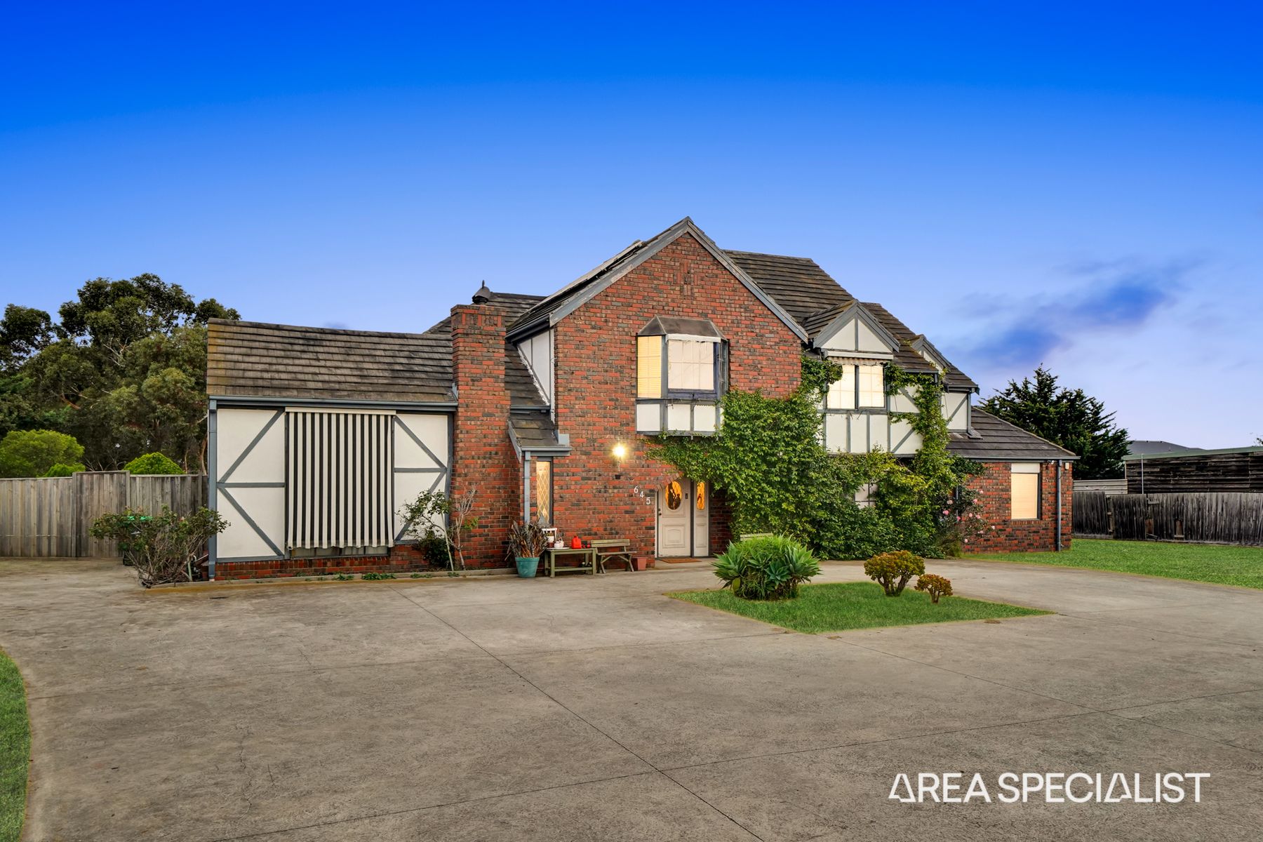 645 TARNEIT ROAD, Hoppers Crossing VIC 3029 - Image 3
