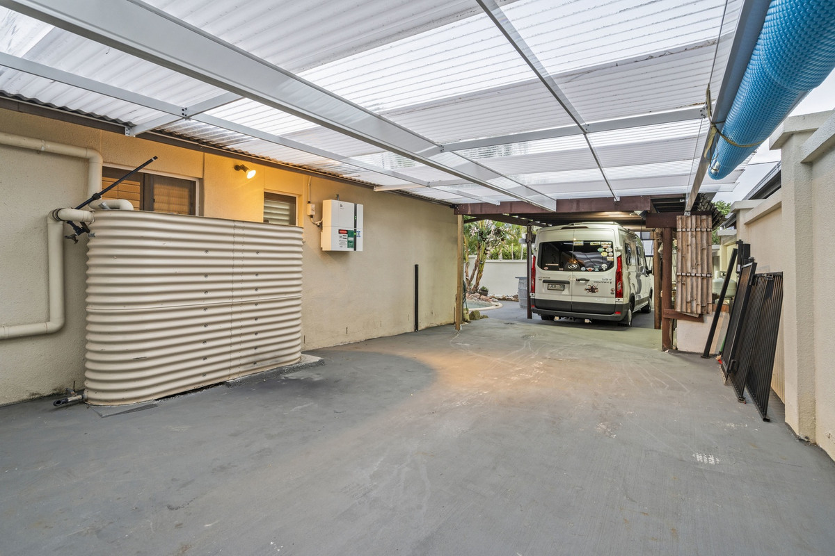3 Pacific Boulevard, Broadbeach Waters, QLD 4218 - Image 6