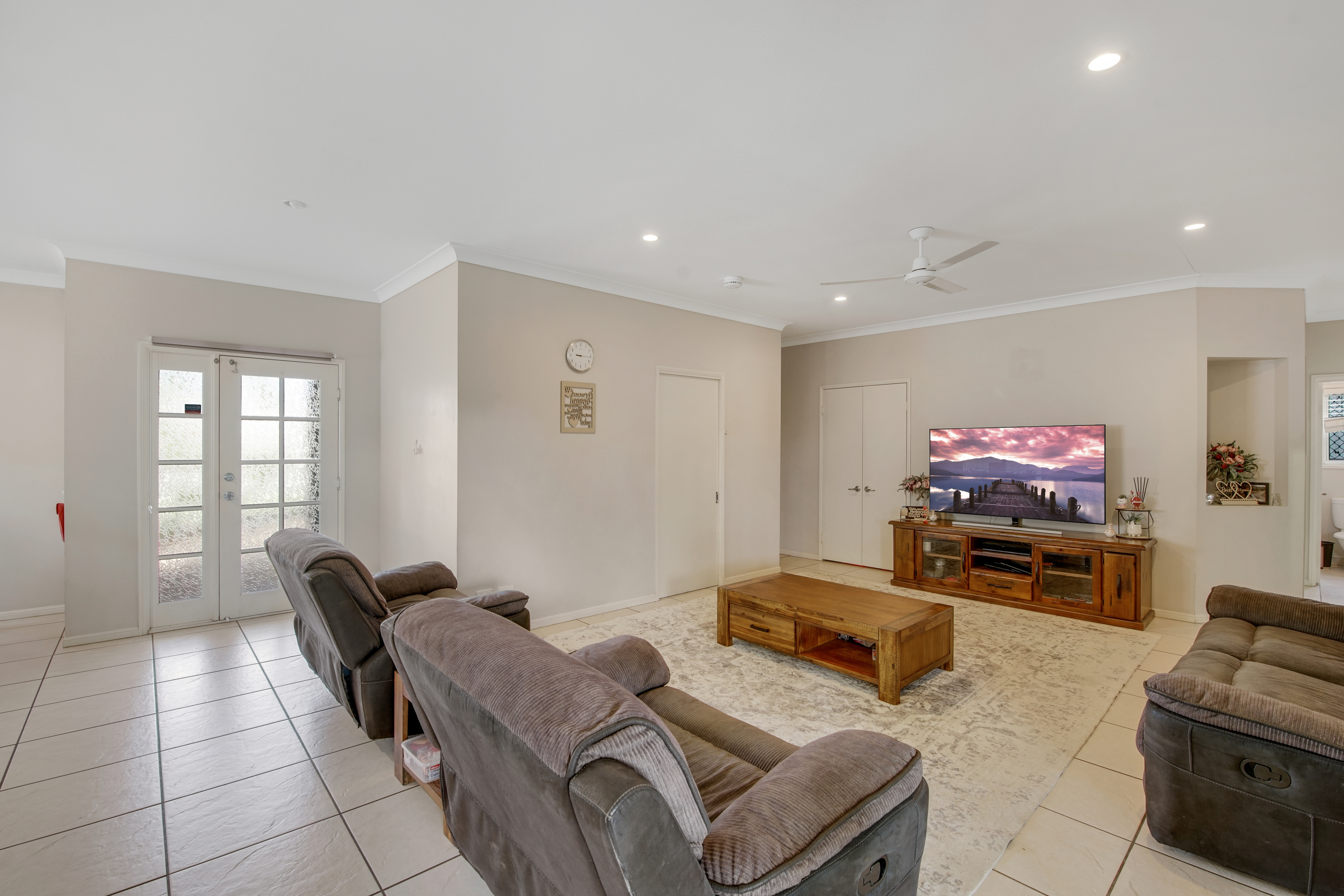92 CLEMENTS STREET, Moranbah QLD 4744 - Image 5