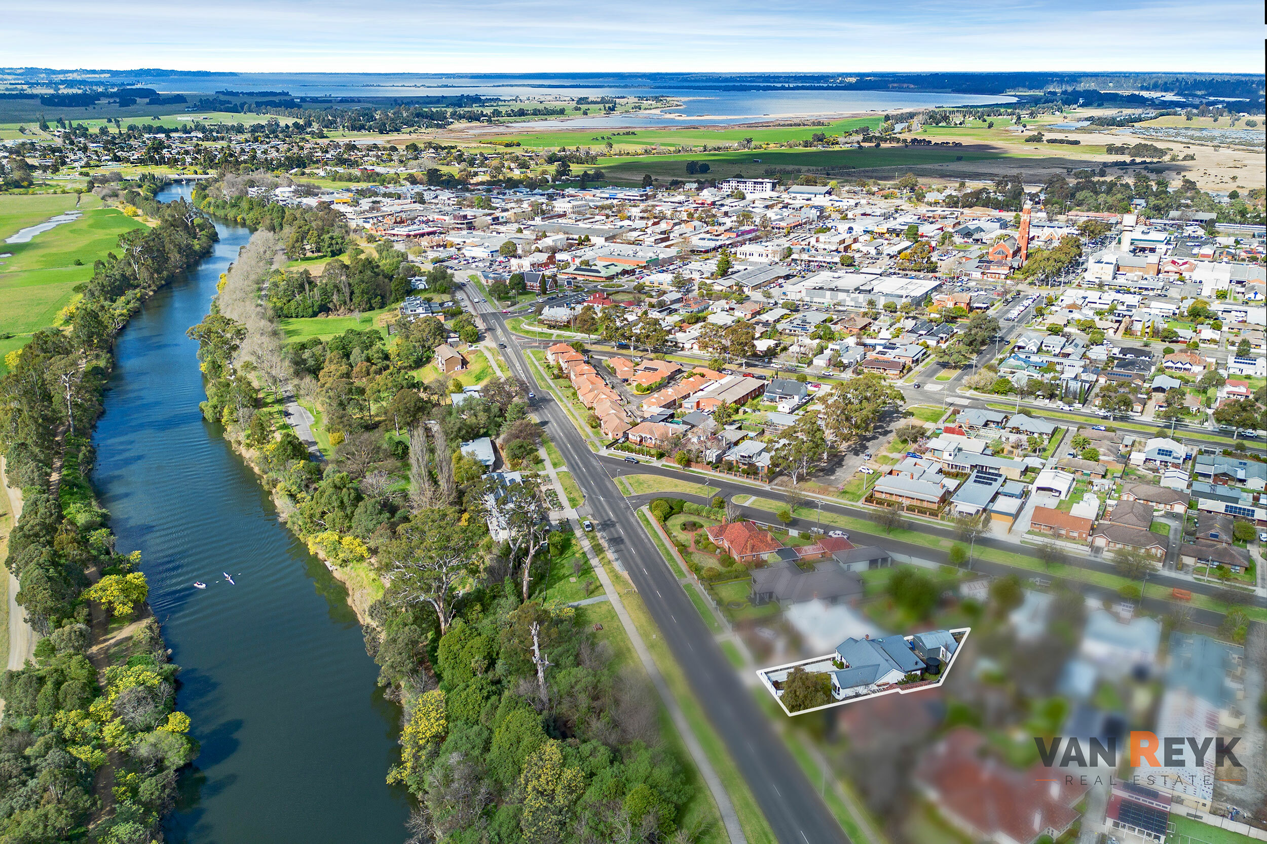 3-bedroom house at 53 Riverine Street, Bairnsdale, VIC 3875, East Gippsland, Victoria