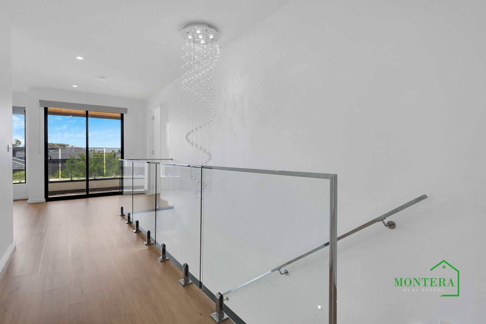 21 Aldergrove Parade, Mickleham, Vic, 3064 - Image 10