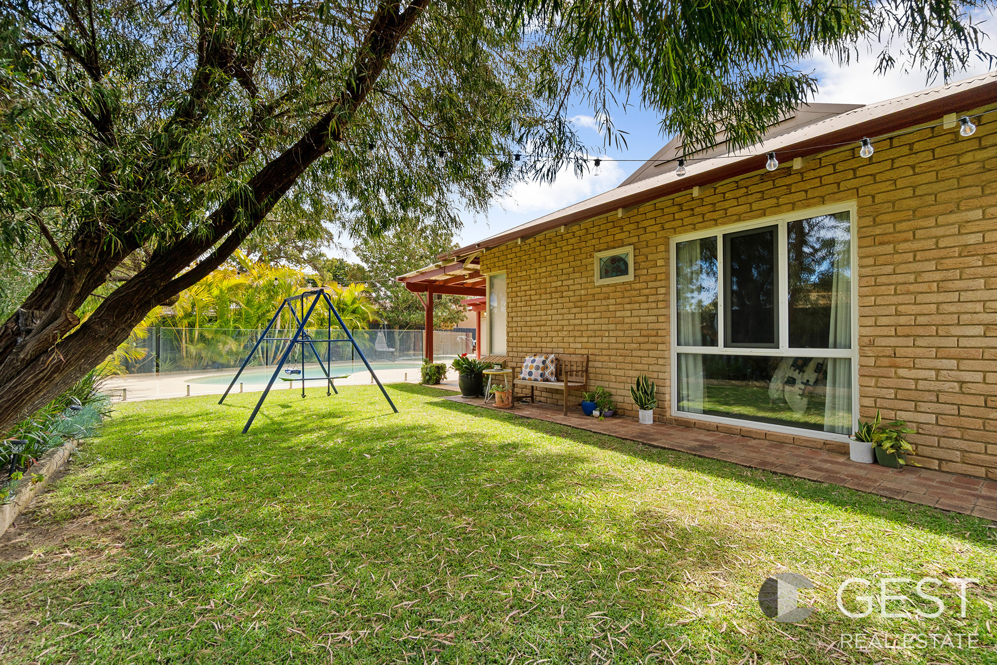 20 HOLDEN DRIVE, Noranda WA 6062 - Image 8