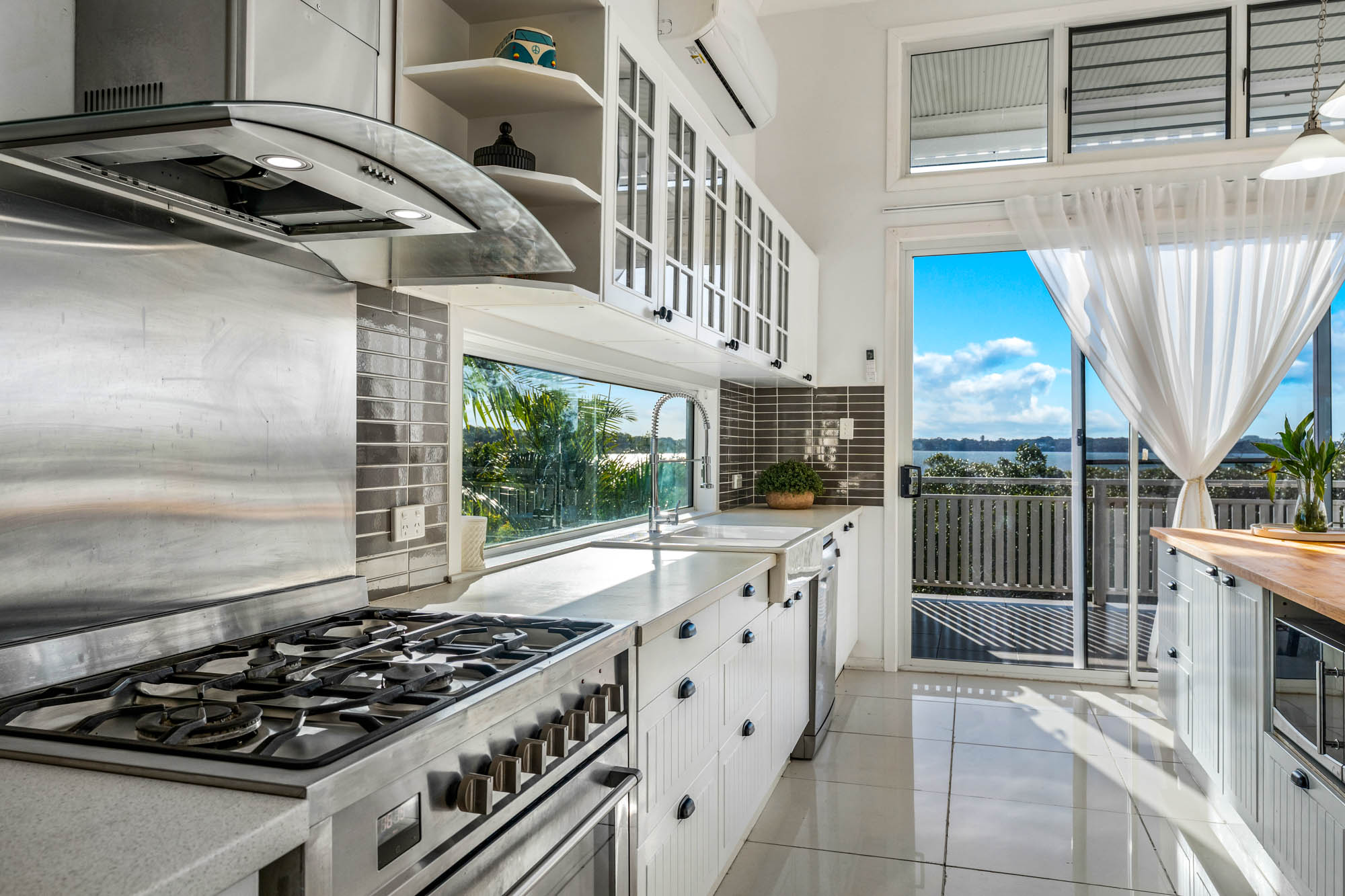 4 HOGAN COURT, Russell Island QLD 4184 - Image 8