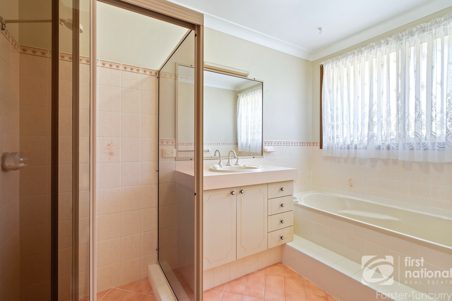 6 Pipers Bay Drive, Forster, NSW 2428 - Image 4