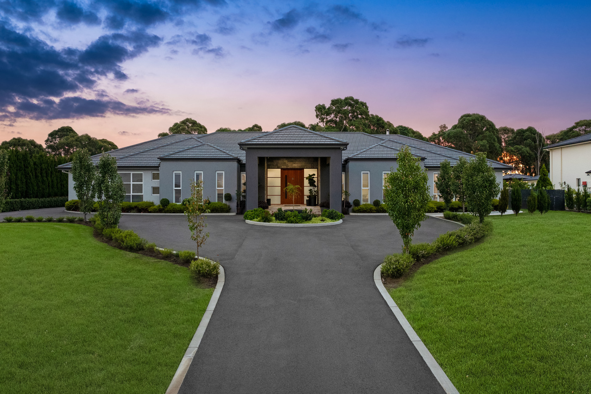 9-bedroom house at 25 Halmstad Boulevard, Luddenham, NSW 2745, Liverpool, New South Wales