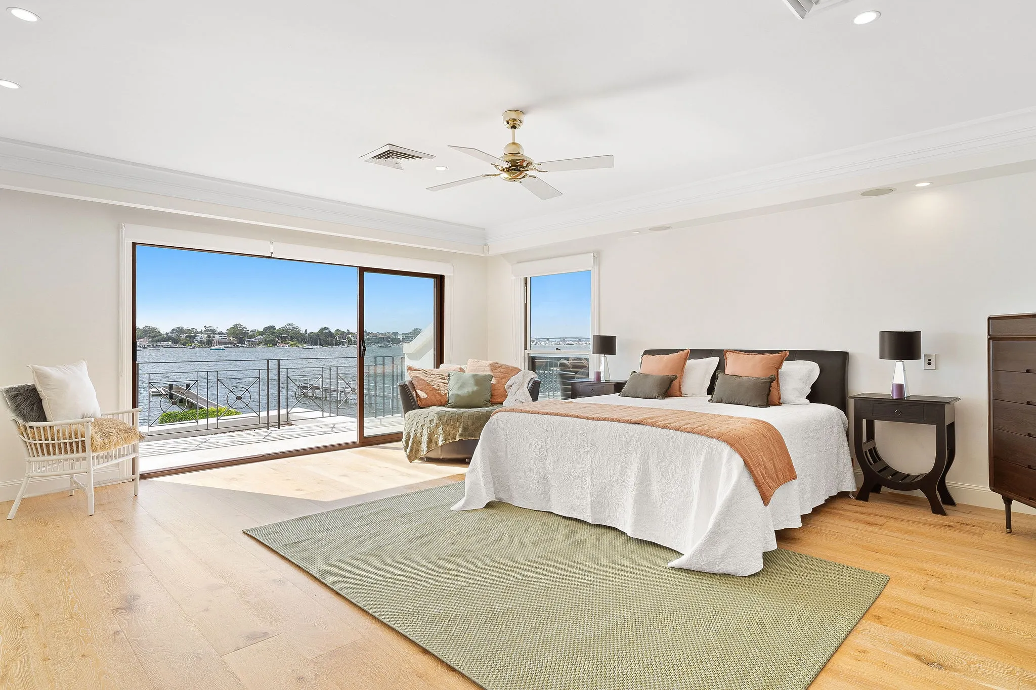 6-bedroom house at 14 Beach Street, Blakehurst, NSW 2221, Georges River, New South Wales