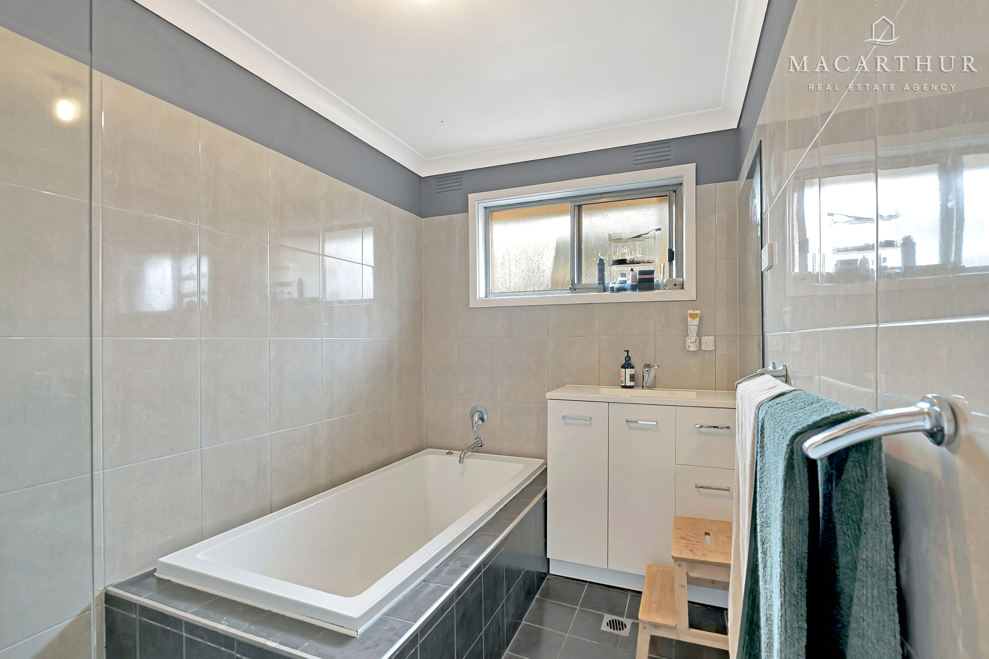 5-bedroom house at 7 Buchhorn Street, Tolland, NSW 2650, Wagga Wagga, New South Wales
