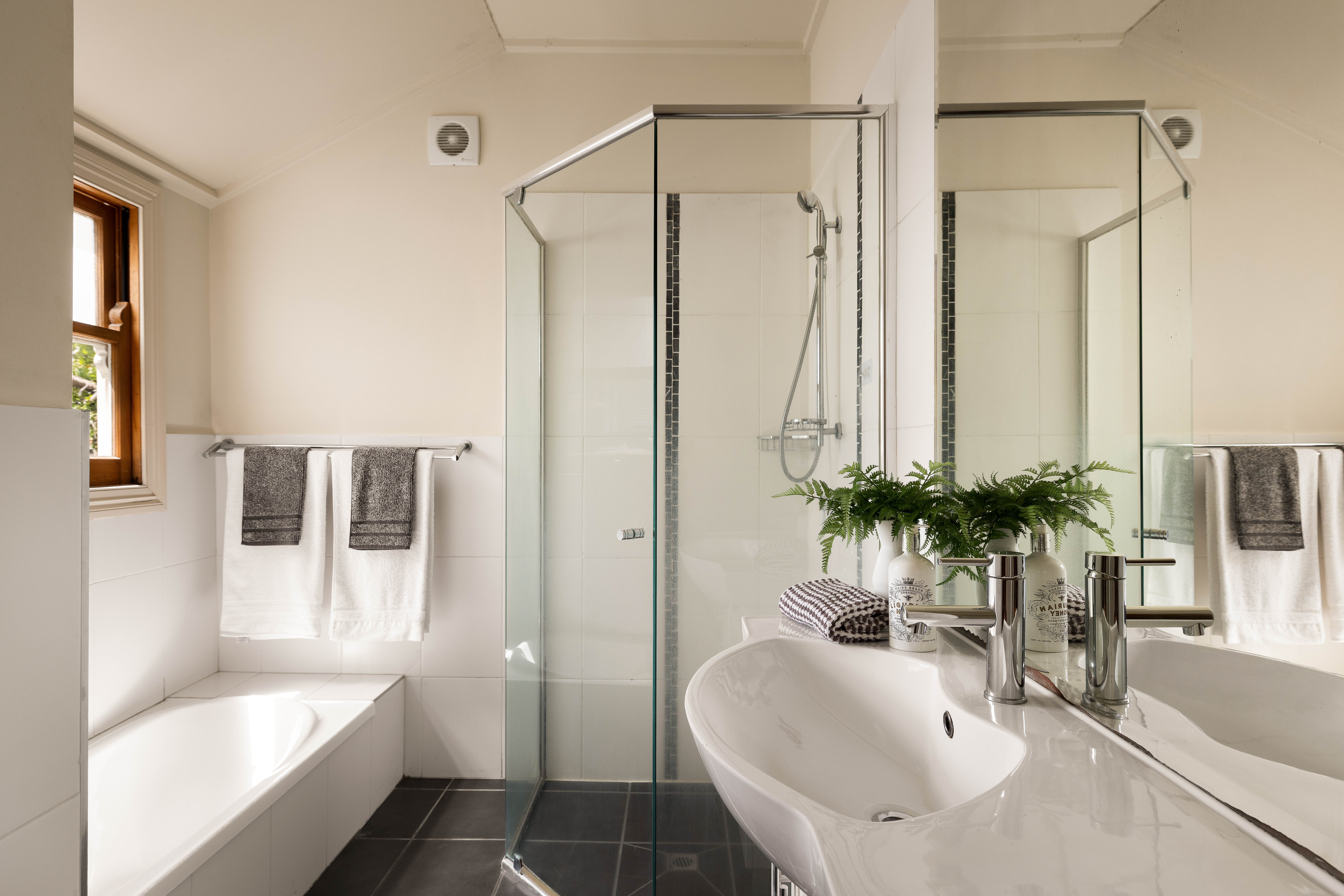 4-bedroom house at 30 Whytecliffe Street, Albion, QLD 4010, Brisbane, Queensland