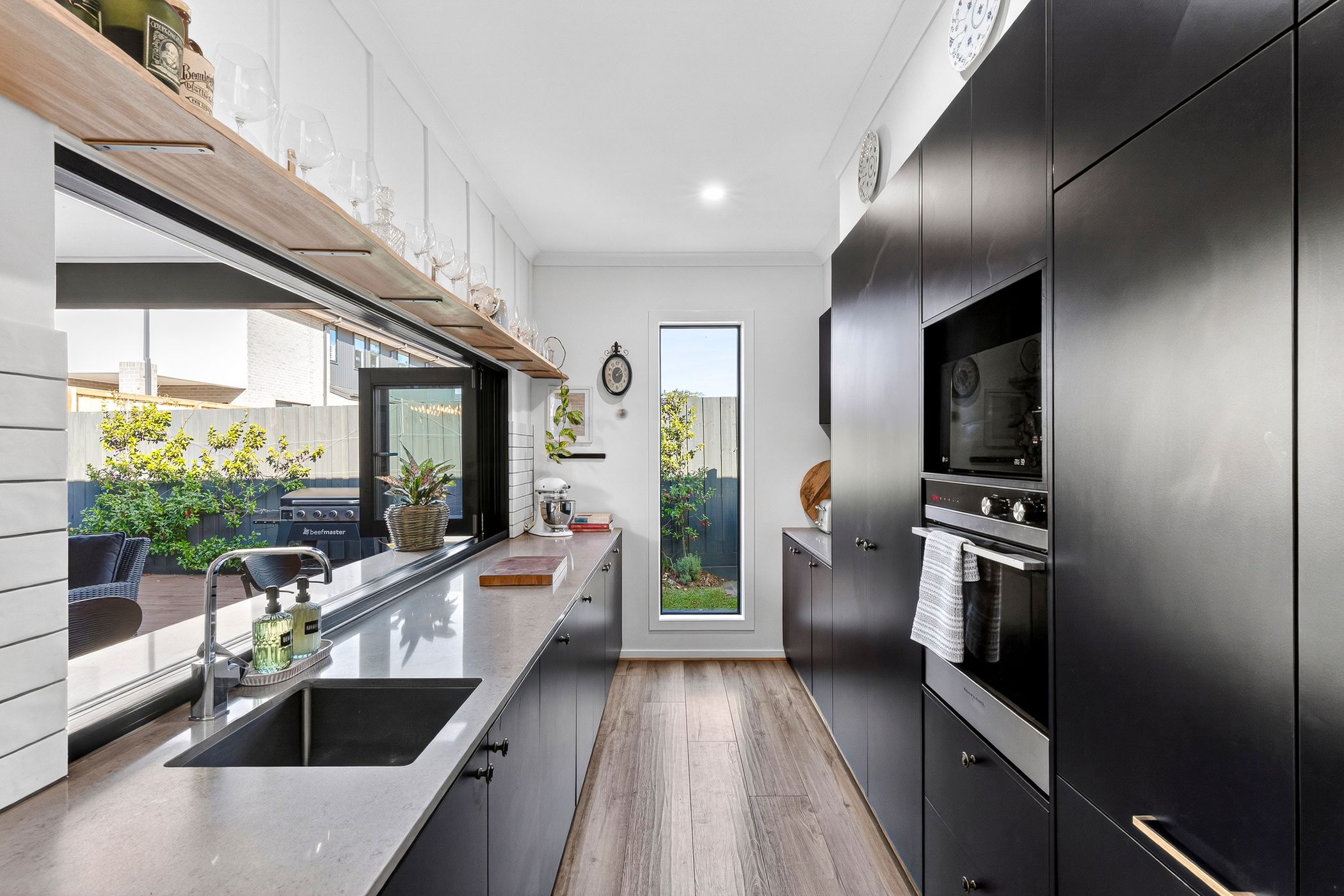 33 WHITELEY STREET, Mount Duneed VIC 3217 - Image 4