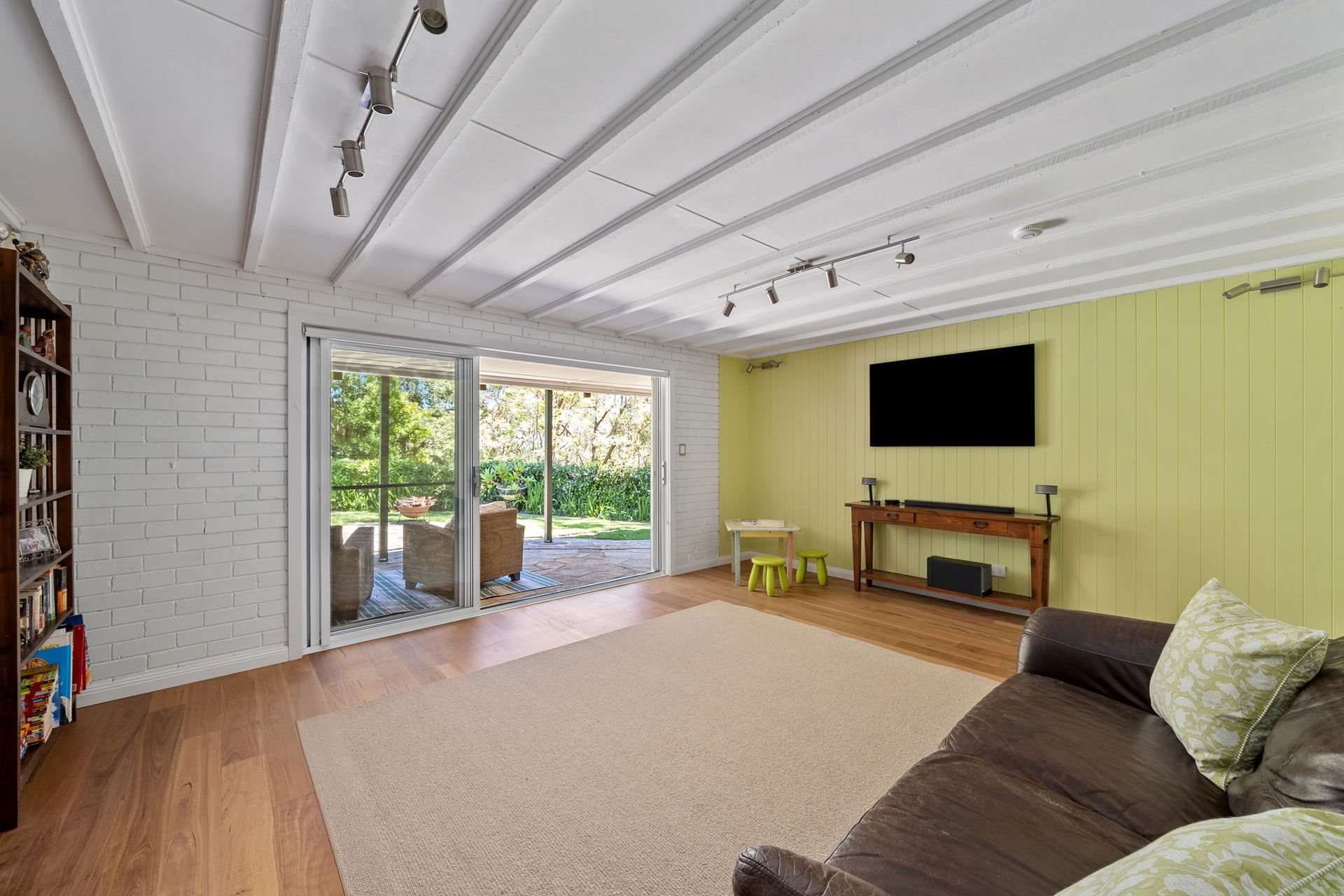 5-bedroom house at 108 Browns Road, Wahroonga, NSW 2076, Ku-Ring-Gai, New South Wales