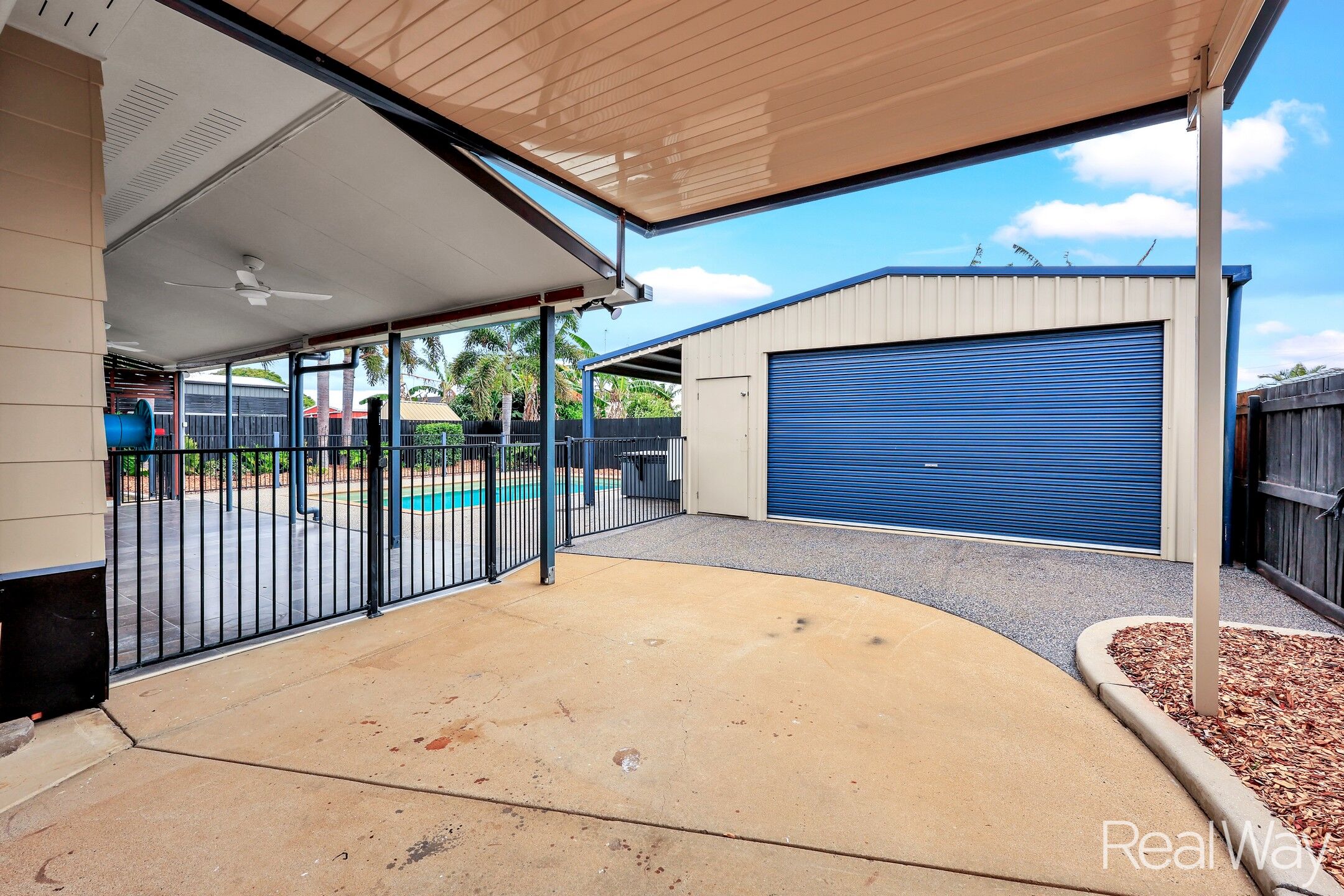 13 BULLPITT STREET, Avenell Heights QLD 4670 - Image 3