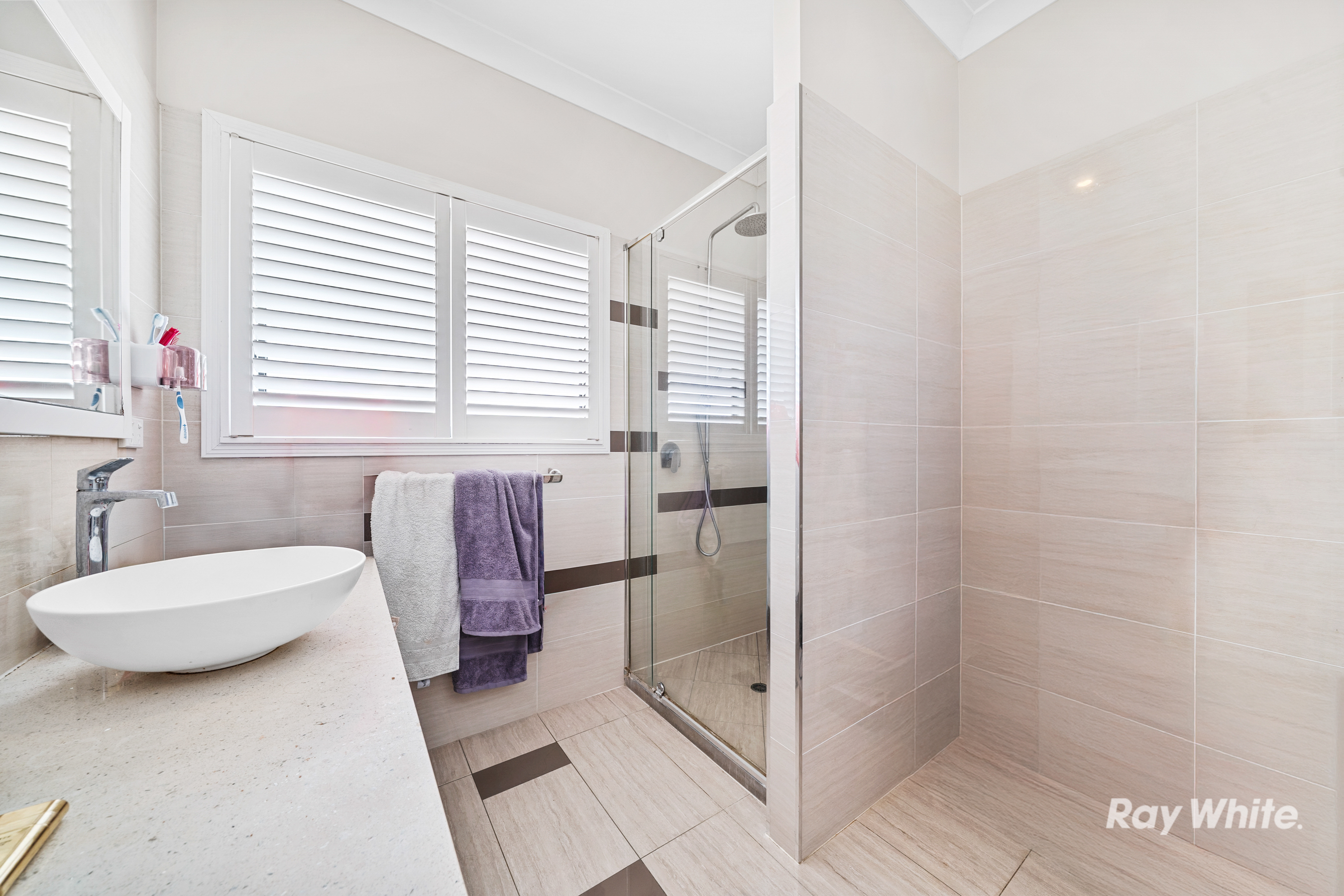 5-bedroom house at 17 Holyoake Drive, Daisy Hill, QLD 4127, Logan, Queensland