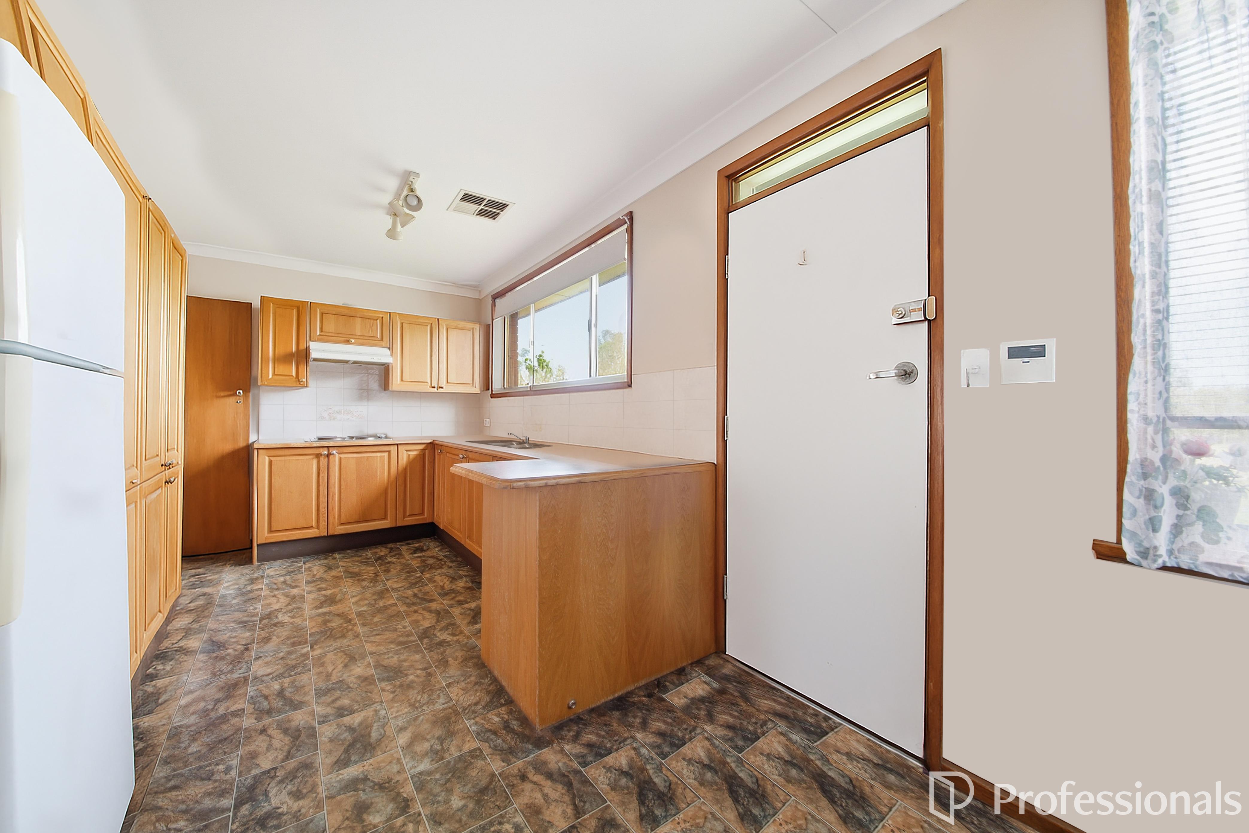 5-bedroom house at 28 Chisholm Road, Catherine Field, NSW 2557, Camden, New South Wales