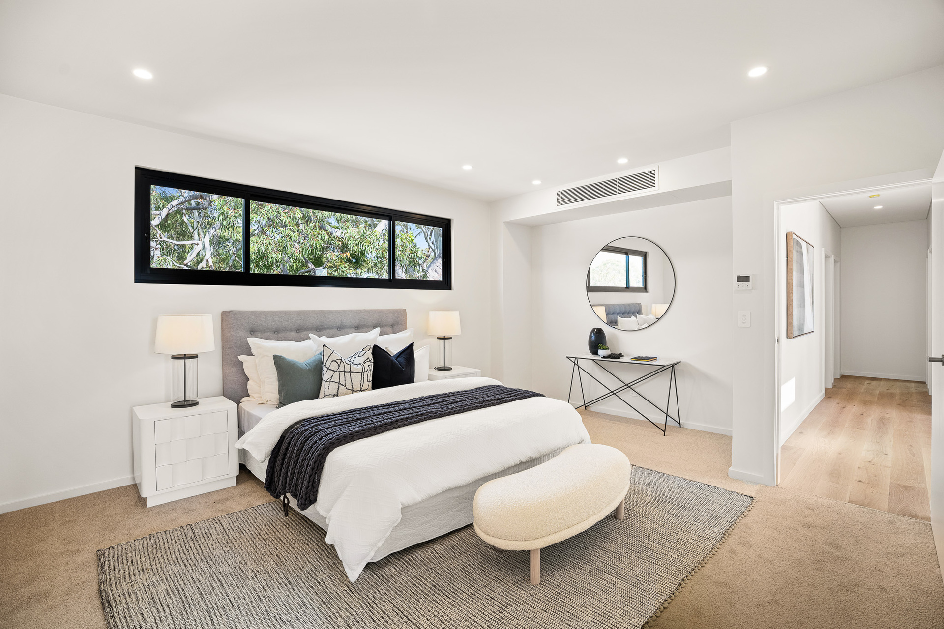 5-bedroom unit at 51 SAUNDERS BAY ROAD, Caringbah South NSW 2229, Sutherland, New South Wales