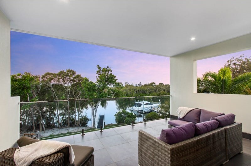 5-bedroom house at 4 Edgewater Place, Helensvale, QLD 4212, Gold Coast, Queensland