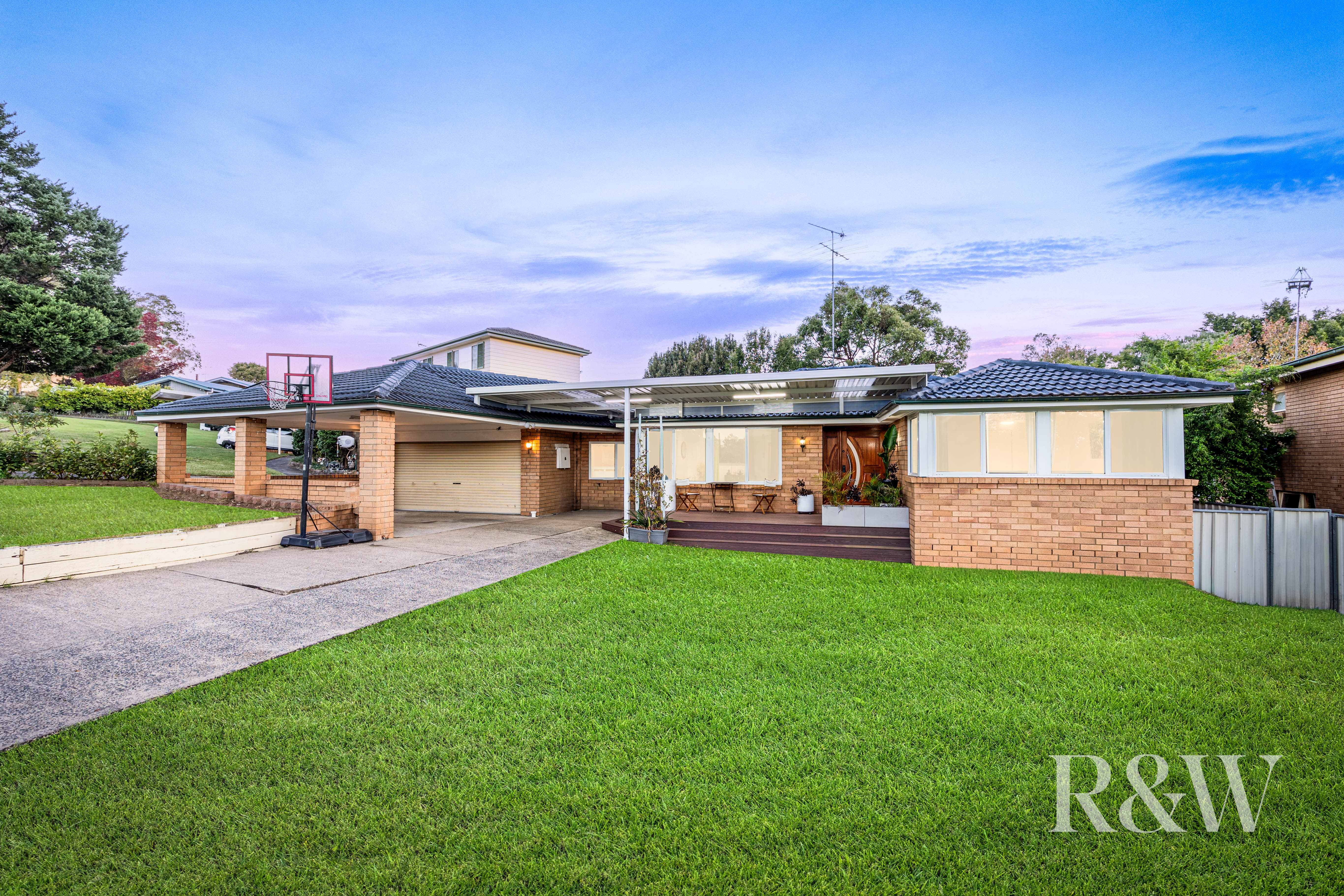 3 OMARU CRESCENT, Bradbury NSW 2560 - Image 1