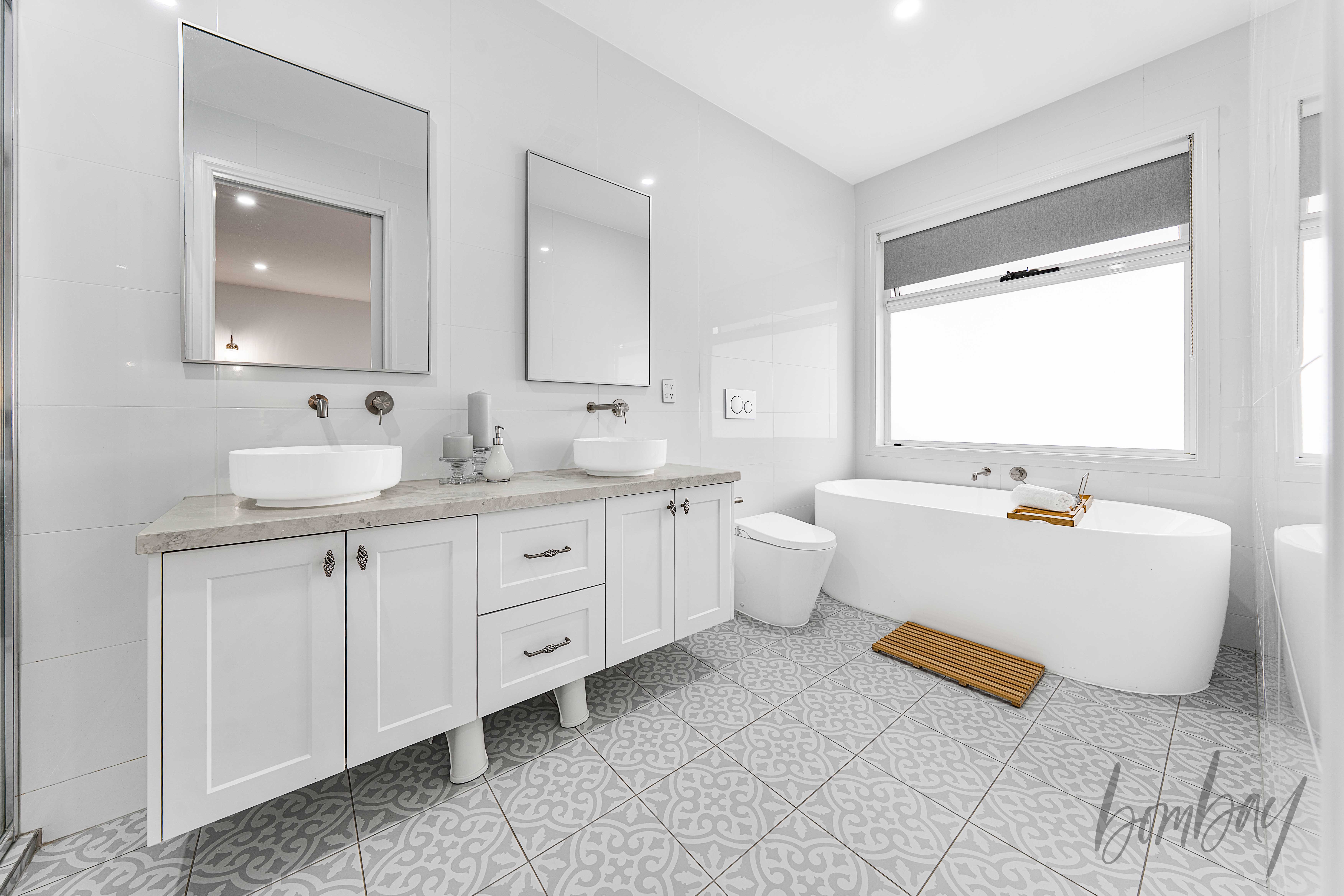 5-bedroom house at 5 Lapilli Way, Craigieburn, VIC 3064, Hume, Victoria