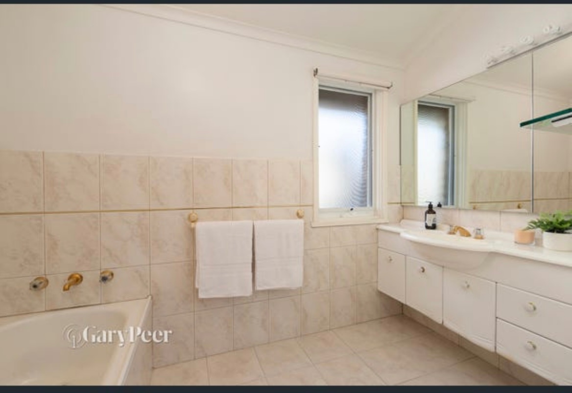 7 Lirrewa Grove, Caulfield, VIC 3162 - Image 6