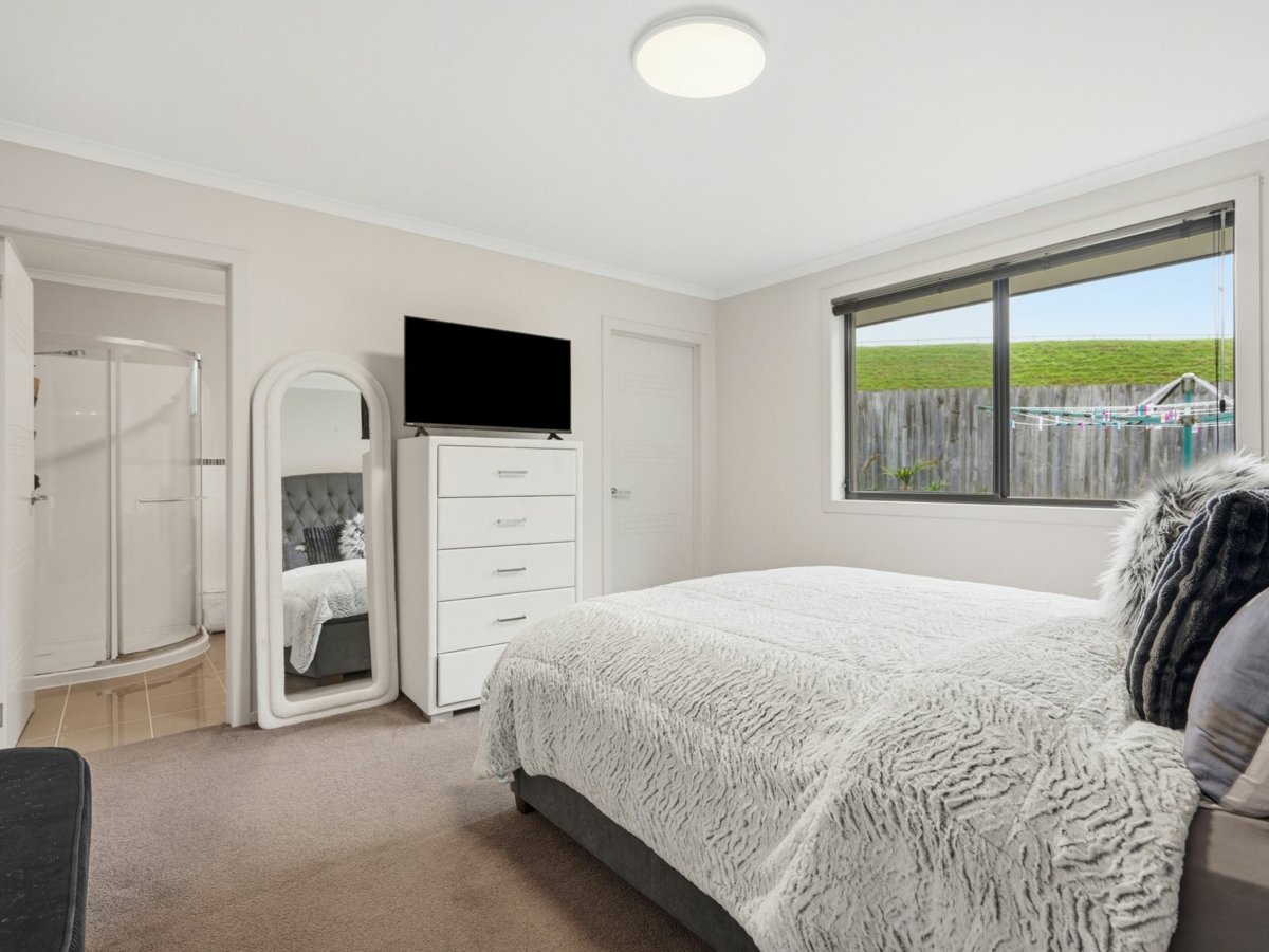 5-bedroom house at 24 Corlacus Drive, Kingston, TAS 7050, Kingborough, Tasmania