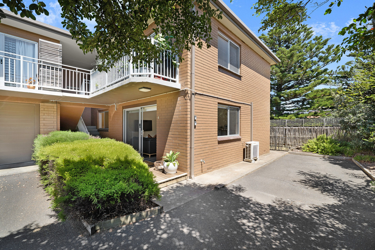 3-bedroom unit at 6/3 The Esplanade, Torquay, Vic, 3228, Surf Coast, Victoria