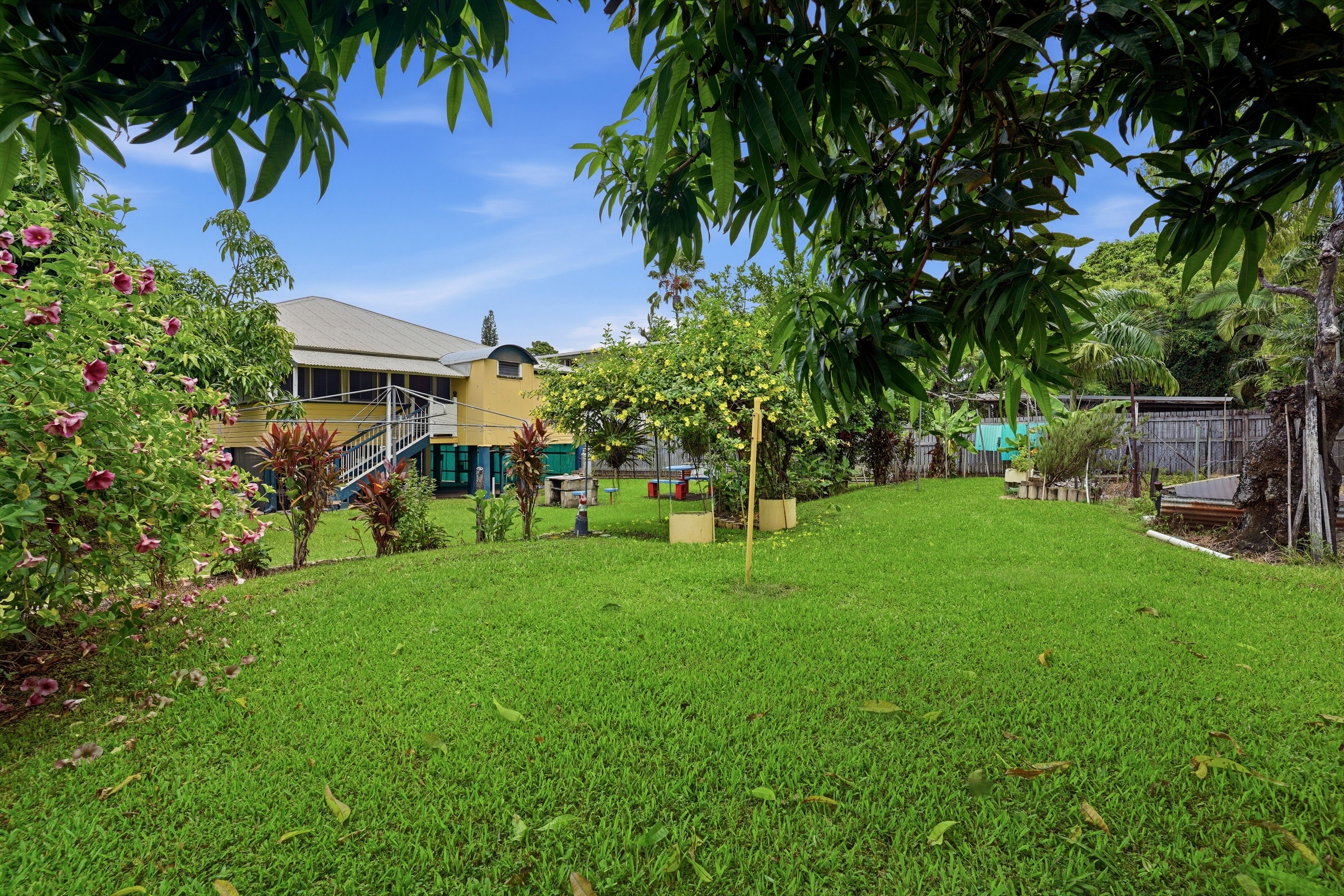 21 Carr Street, Hermit Park, QLD 4812 - Image 6