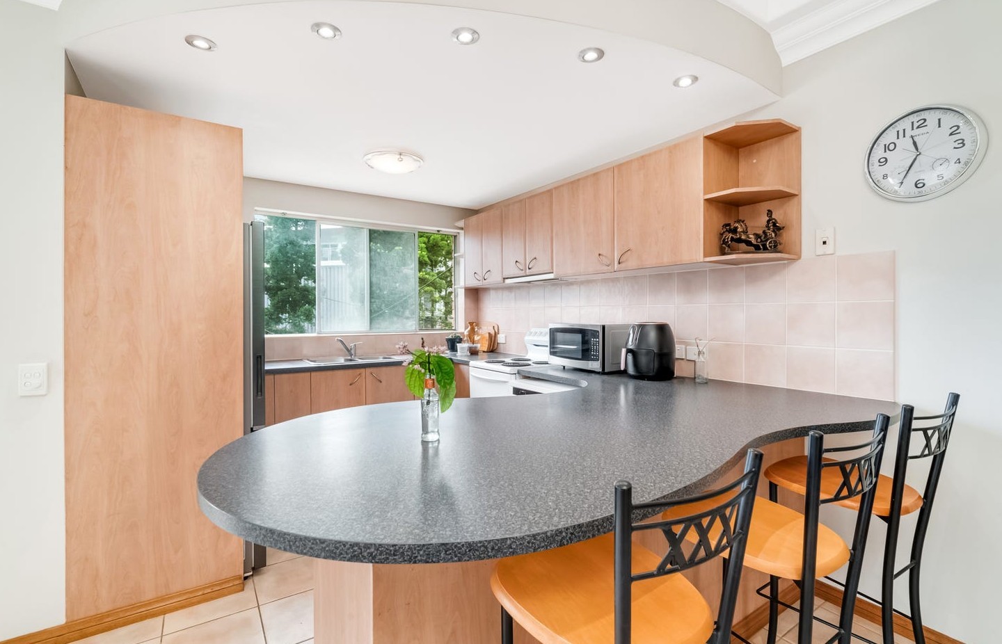 5/1 Miami Key, Broadbeach Waters, QLD 4218 - Image 2