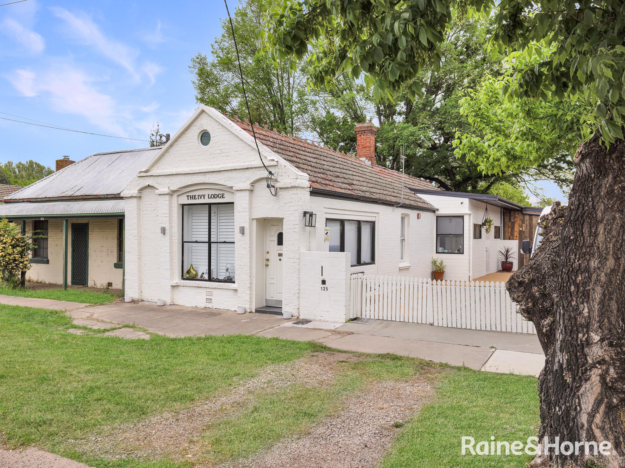 125 Russell Street, Bathurst, NSW 2795 - Image 1