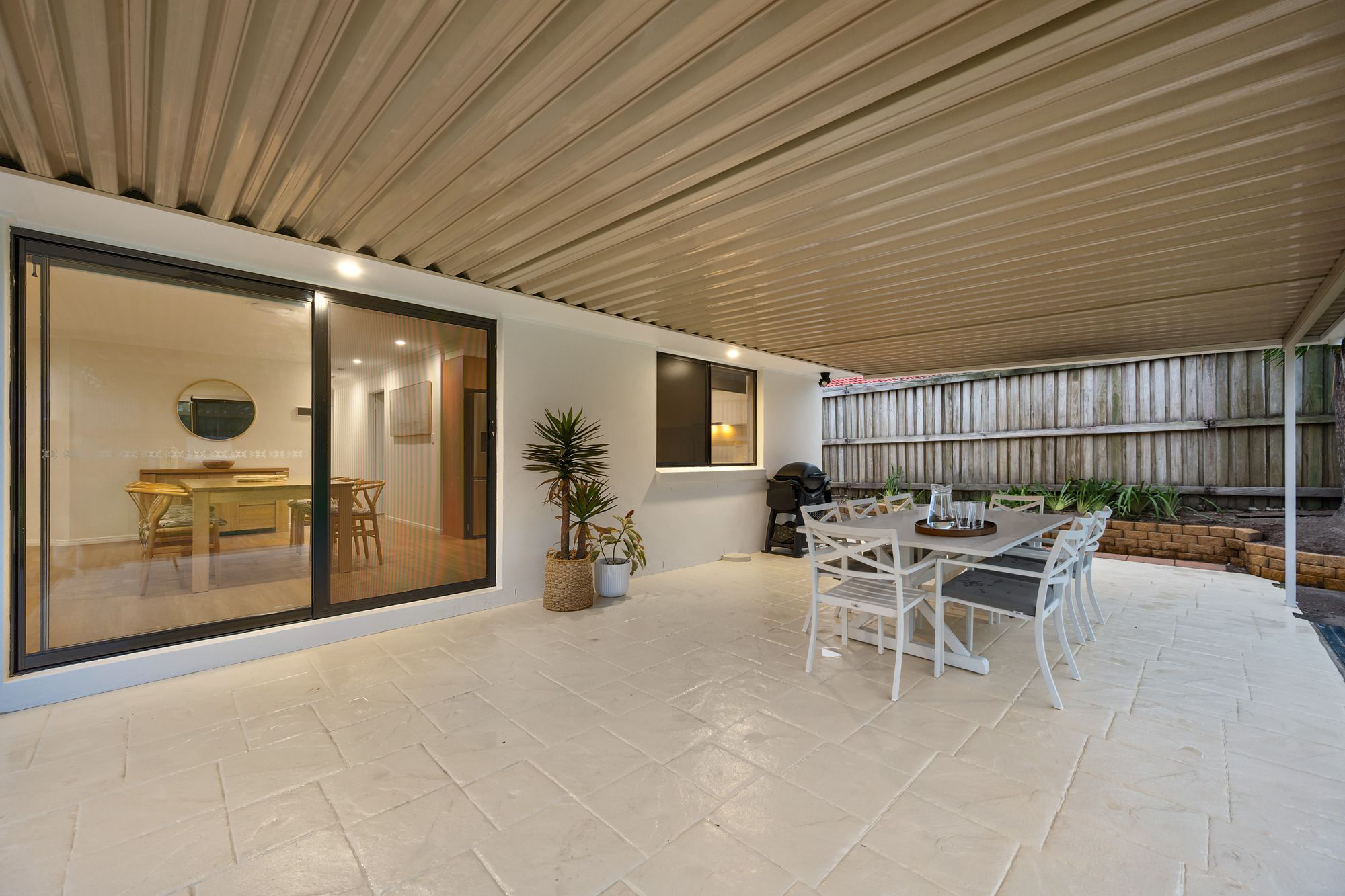 2 Waterlily Place, Calamvale, QLD 4116 - Image 9