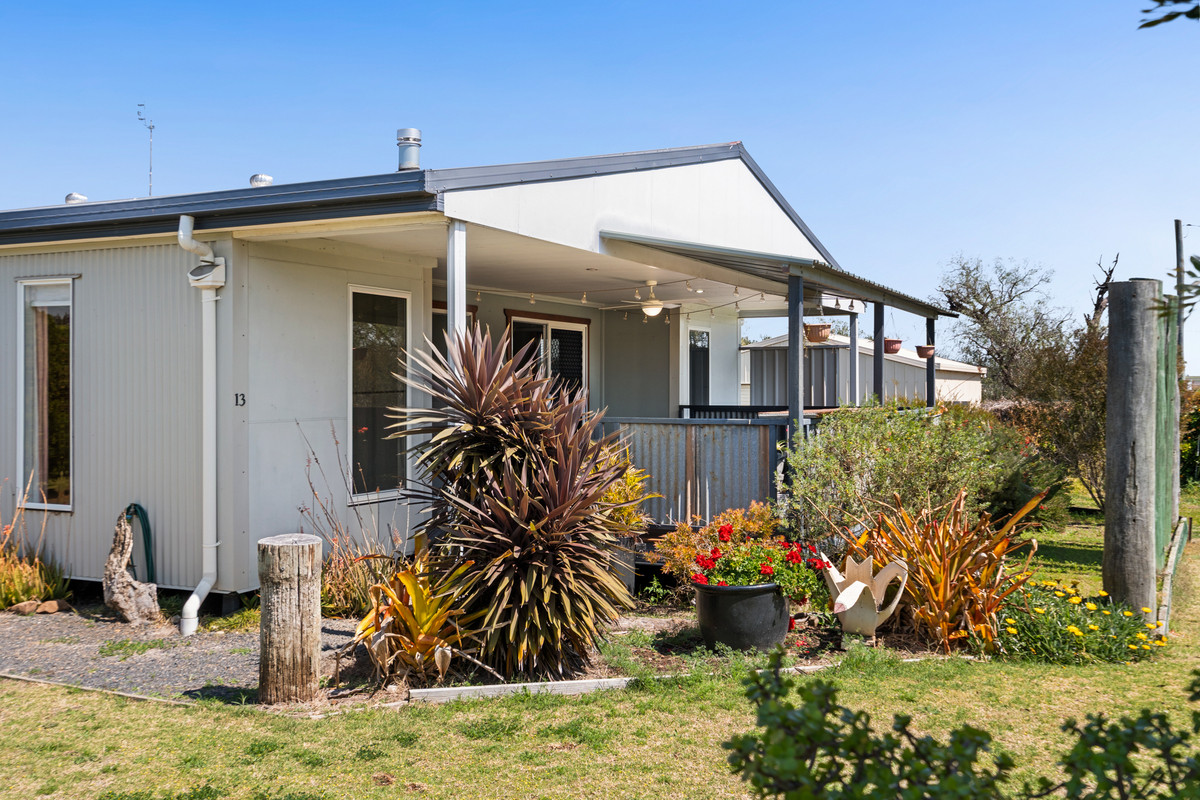 4-bedroom house at 13 Free Street, Nobby, QLD 4360, , Queensland