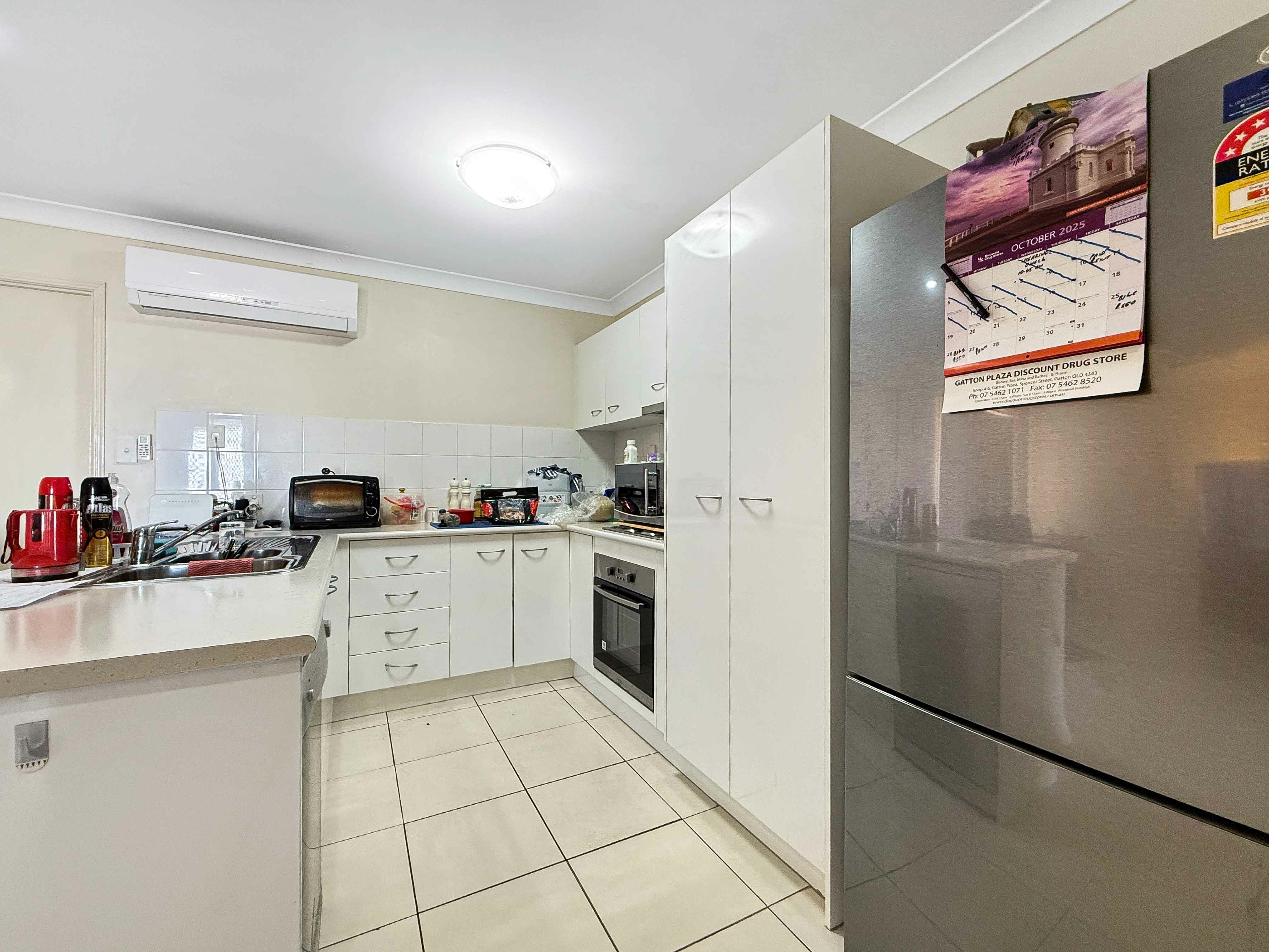 3-bedroom unit at 1/45 Cooper Street, Laidley, QLD 4341, Lockyer Valley, Queensland