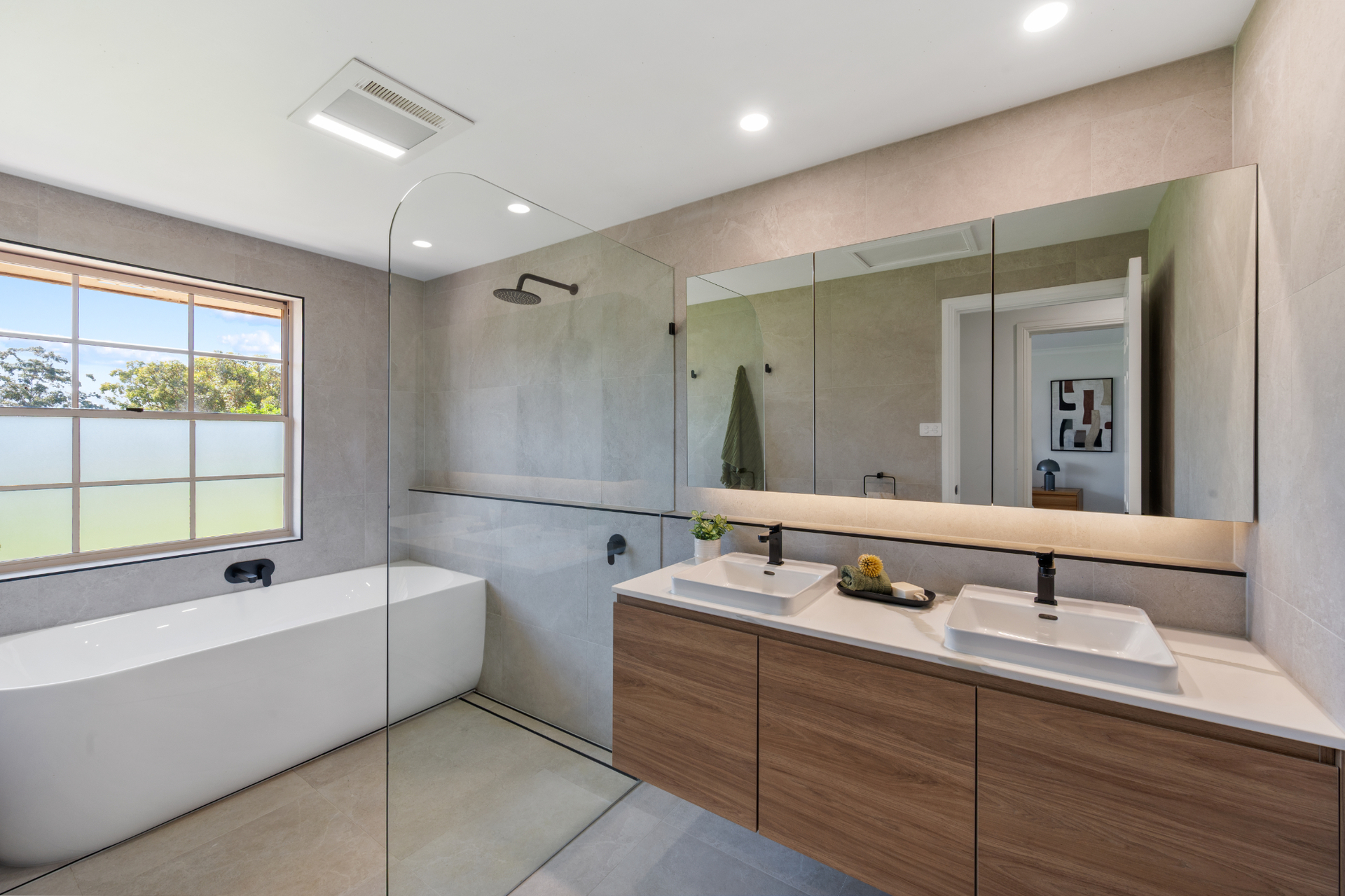 5-bedroom house at 10 FORSYTHE PARADE, Black Hill NSW 2322, Newcastle, New South Wales