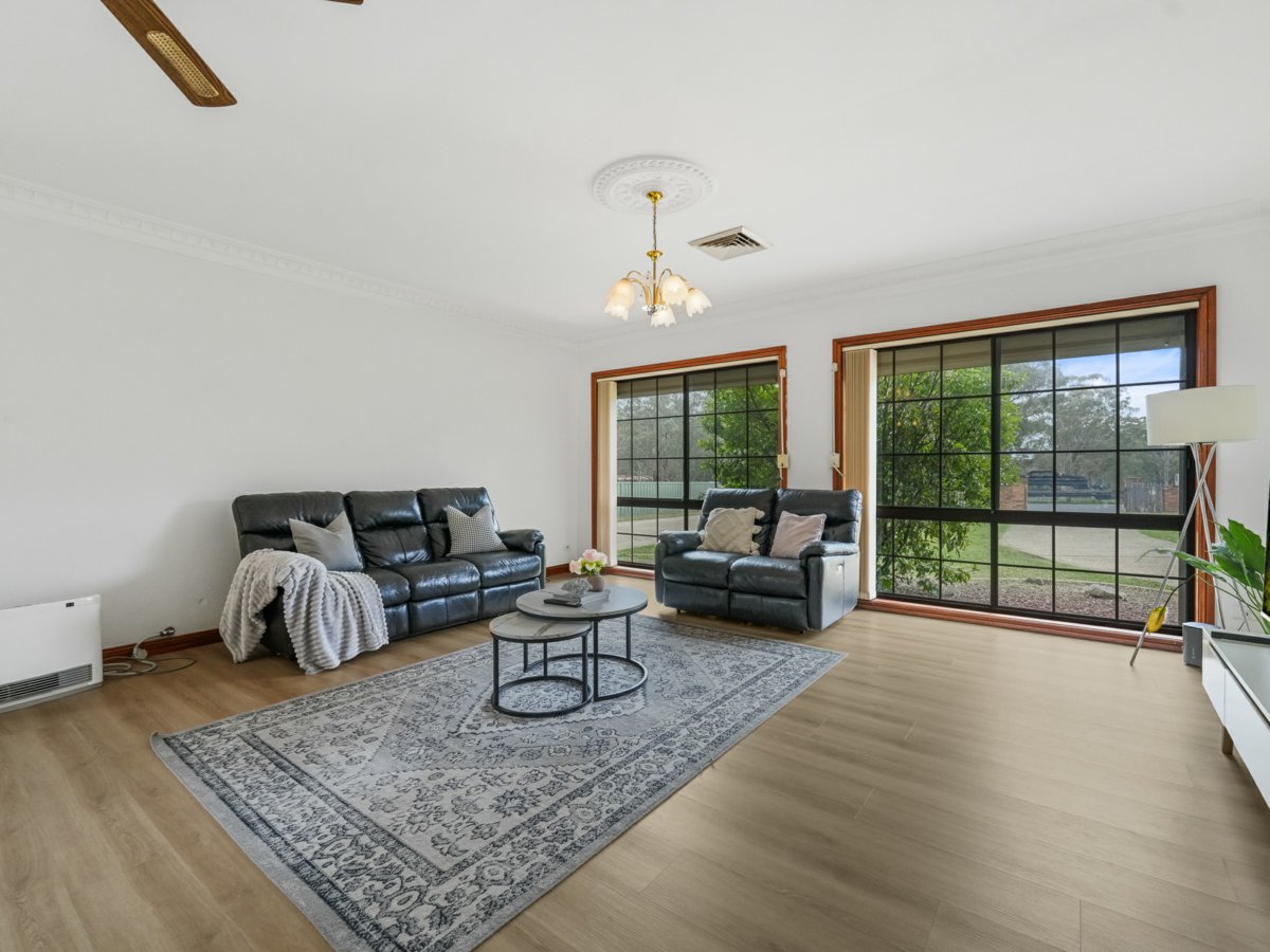 42 Eagleview Road, Minto, NSW 2566 - Image 2