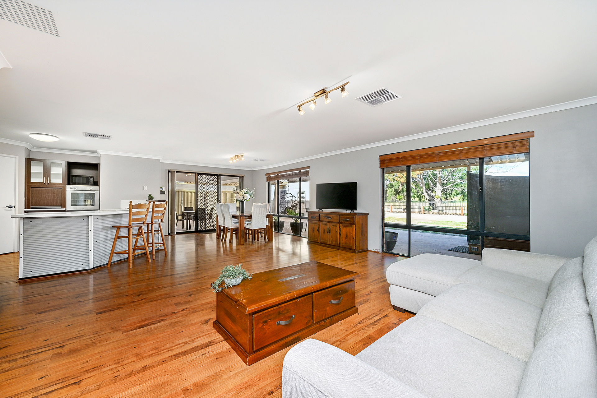 4-bedroom house at 36 Avalon Road, Australind, WA 6233, Harvey, Western Australia