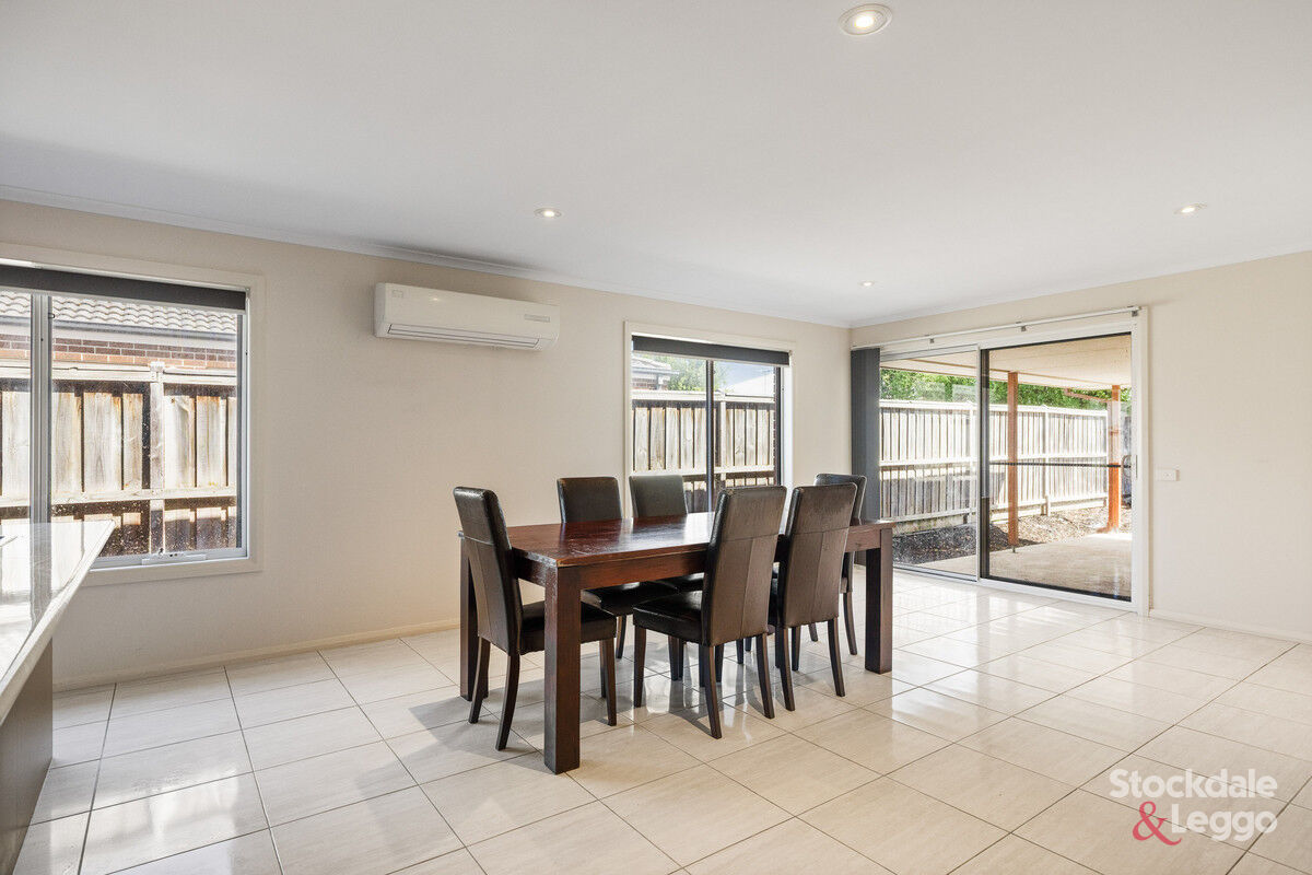 21 Grampian Boulevard, Cowes, VIC 3922 - Image 5