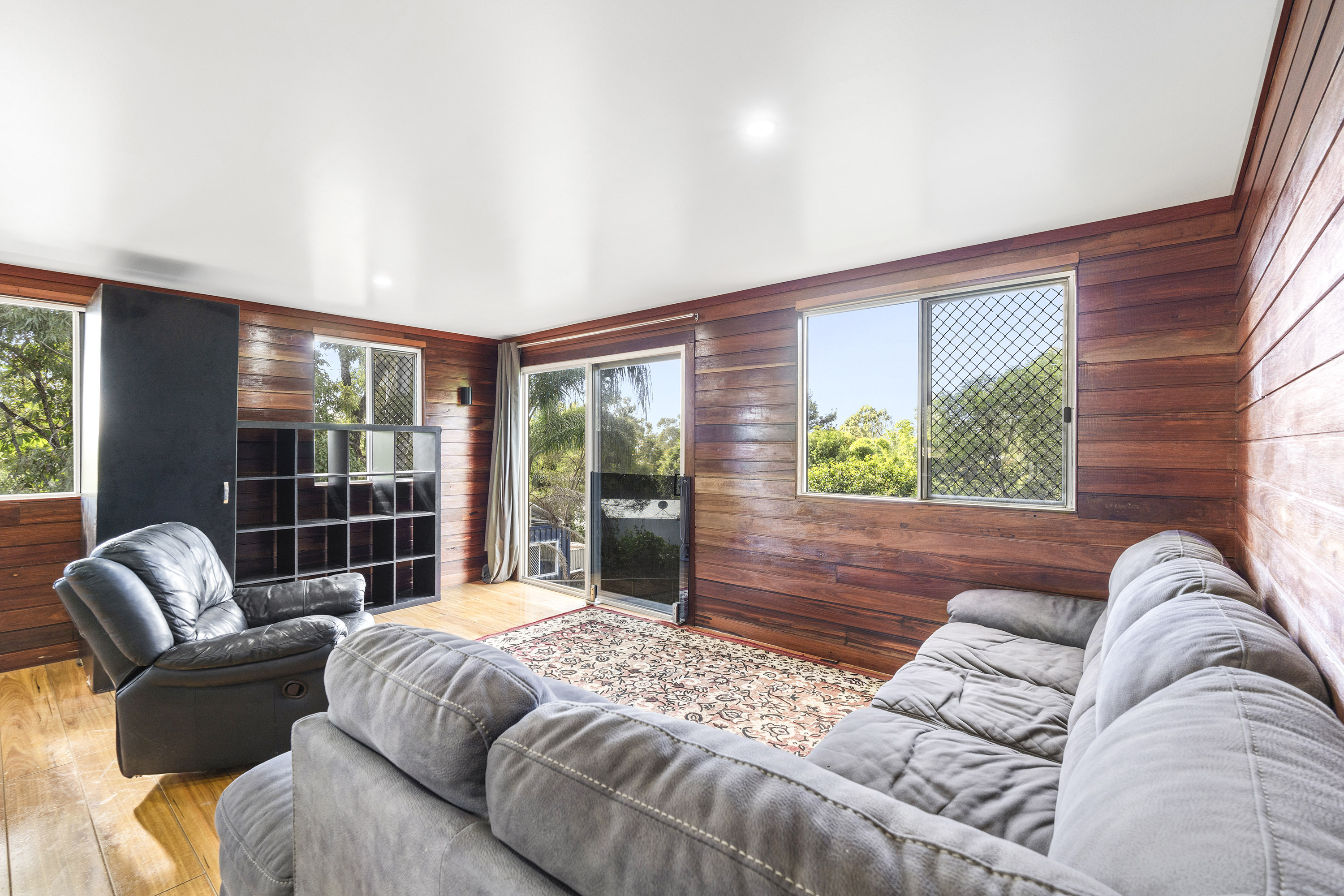 39 HALCYON STREET, Lamb Island QLD 4184 - Image 9