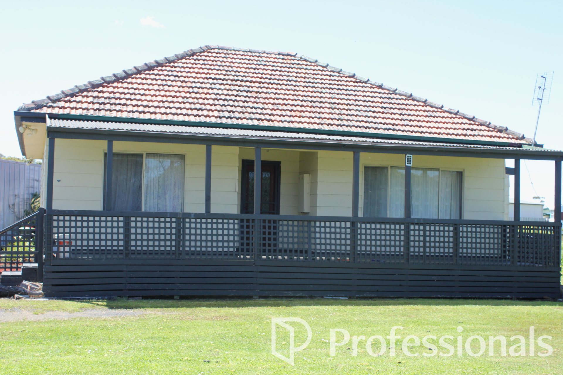 6 West Boundary Road, Port Albert, VIC 3971 - Image 1
