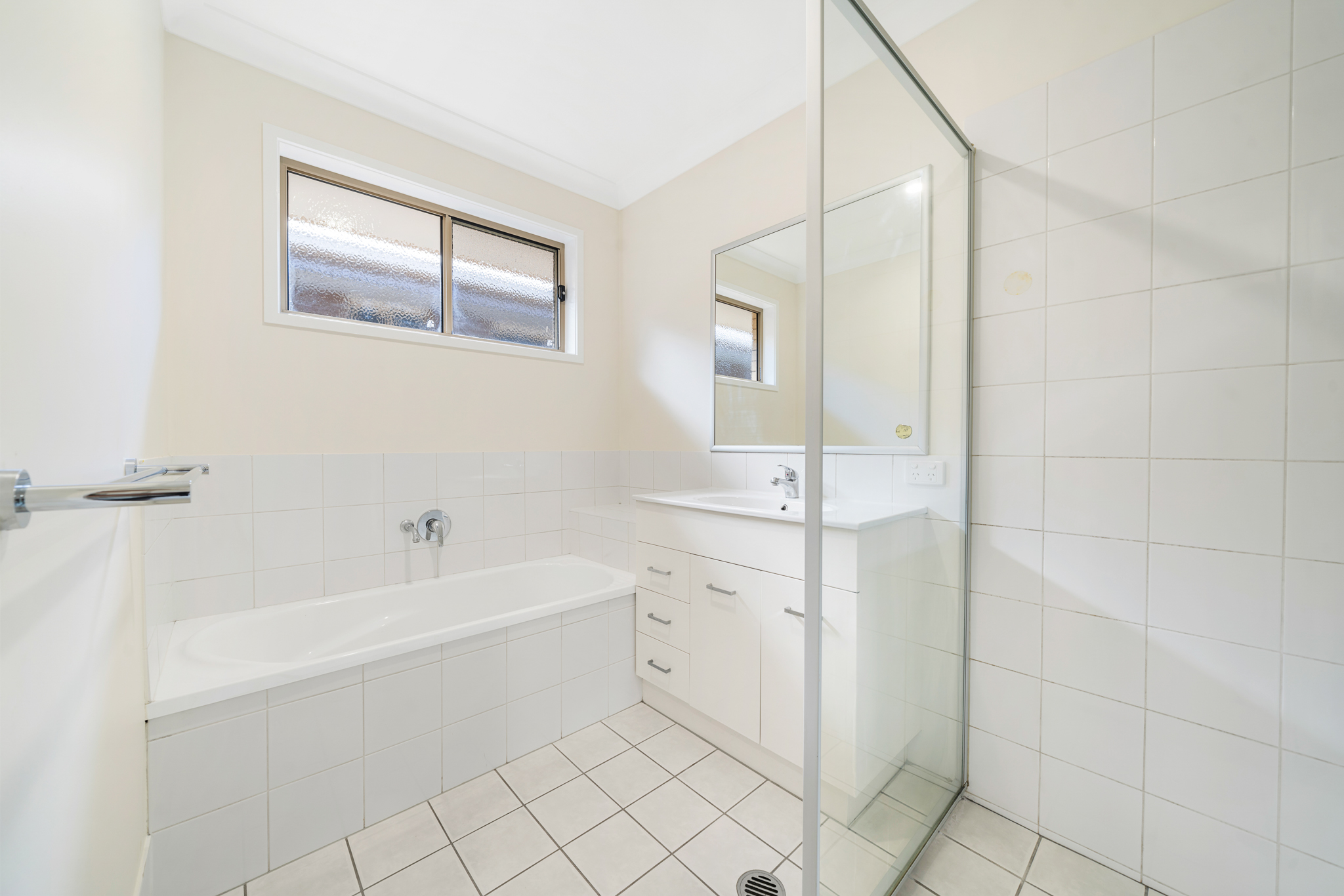 3-bedroom unit at 5 98 MAIN STREET, WESTBROOK QLD 4350, Toowoomba, Queensland