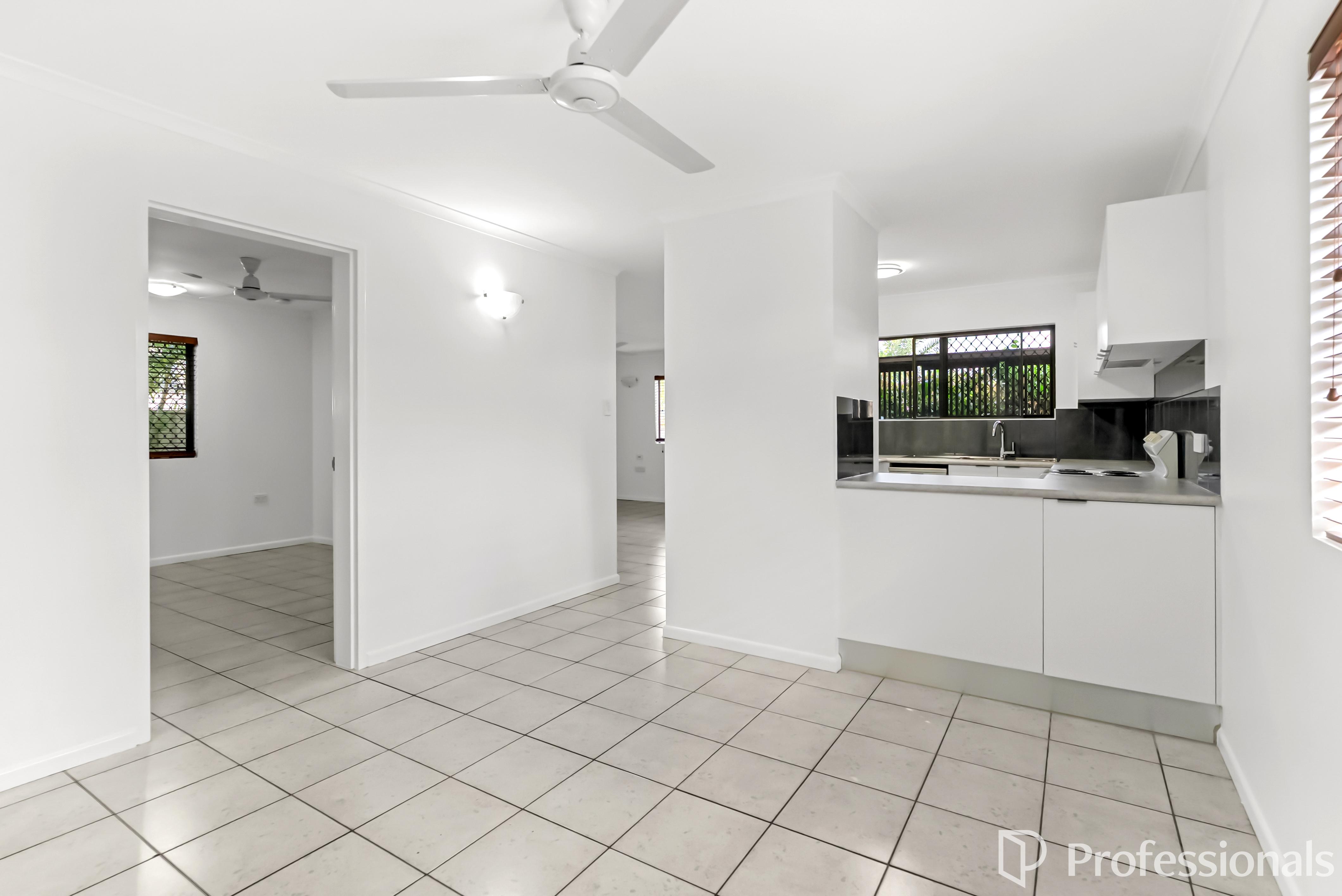 4 18 JENSEN STREET, MANOORA QLD 4870 - Image 7