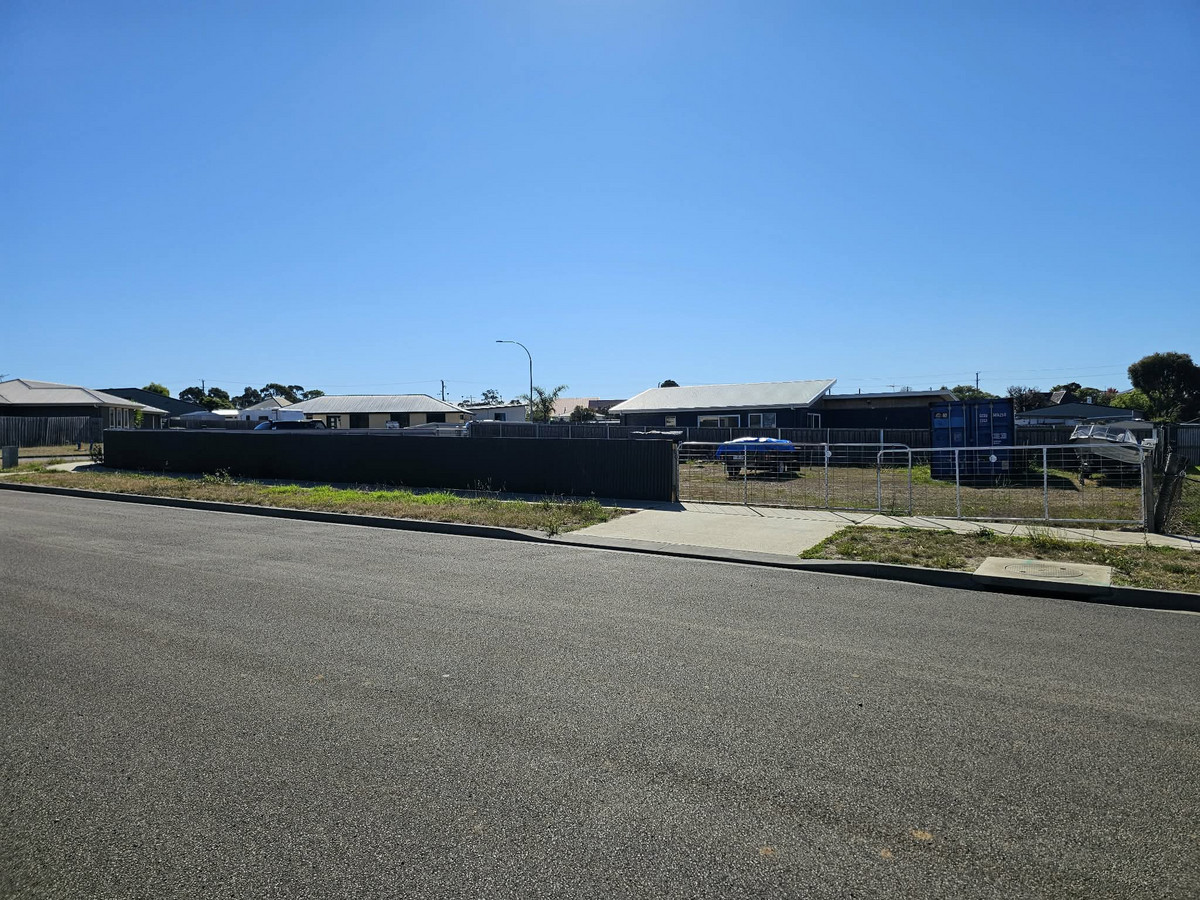 1 Sebastian Rise, Swansea, TAS 7190 - Image 5