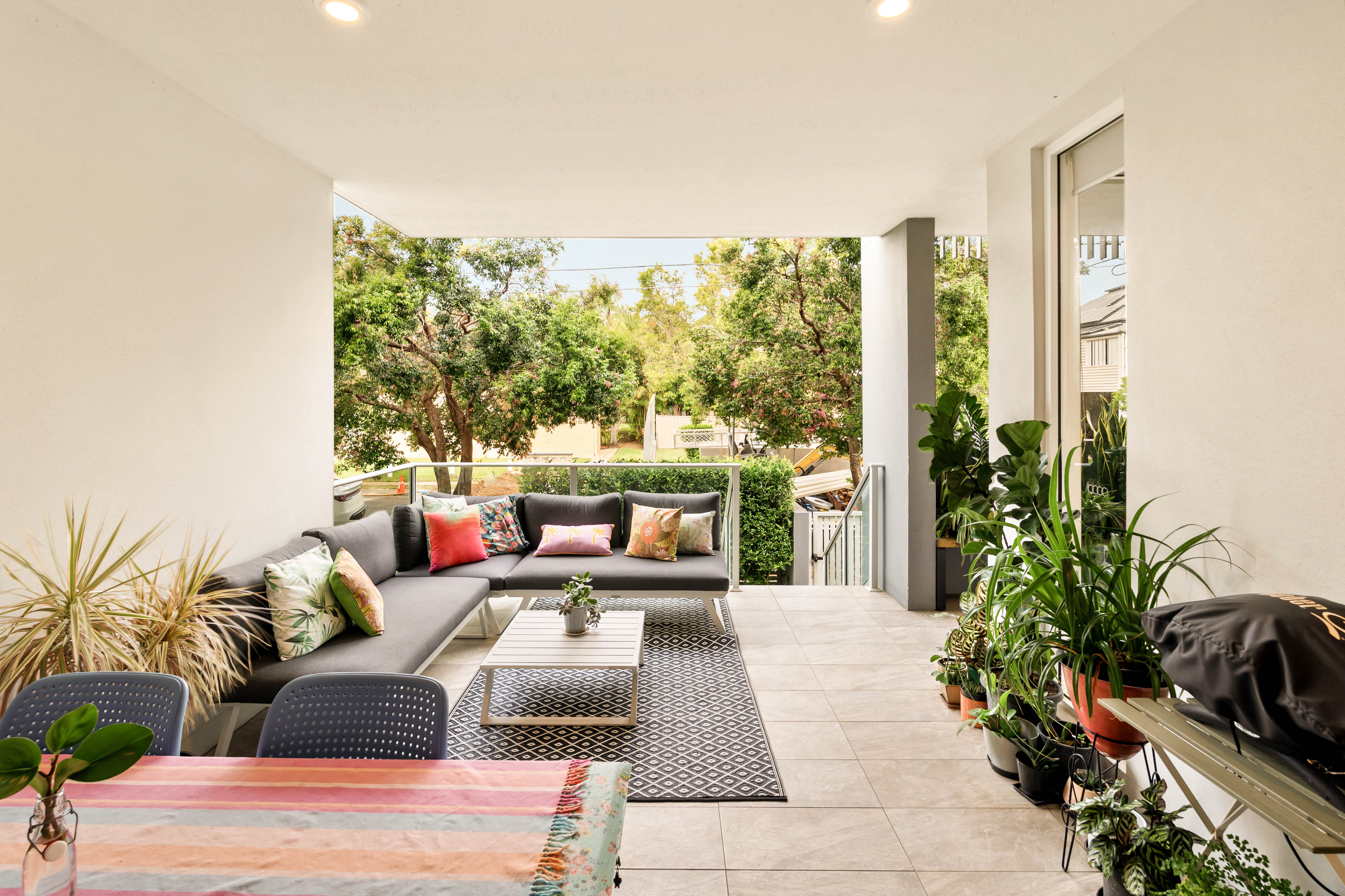 3-bedroom unit at 2/30 Second Avenue, Sandgate, Qld, 4017, Brisbane, Queensland