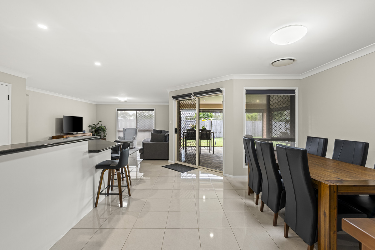 5-bedroom house at 28 Trevean Drive, Kleinton, QLD 4352, Toowoomba, Queensland